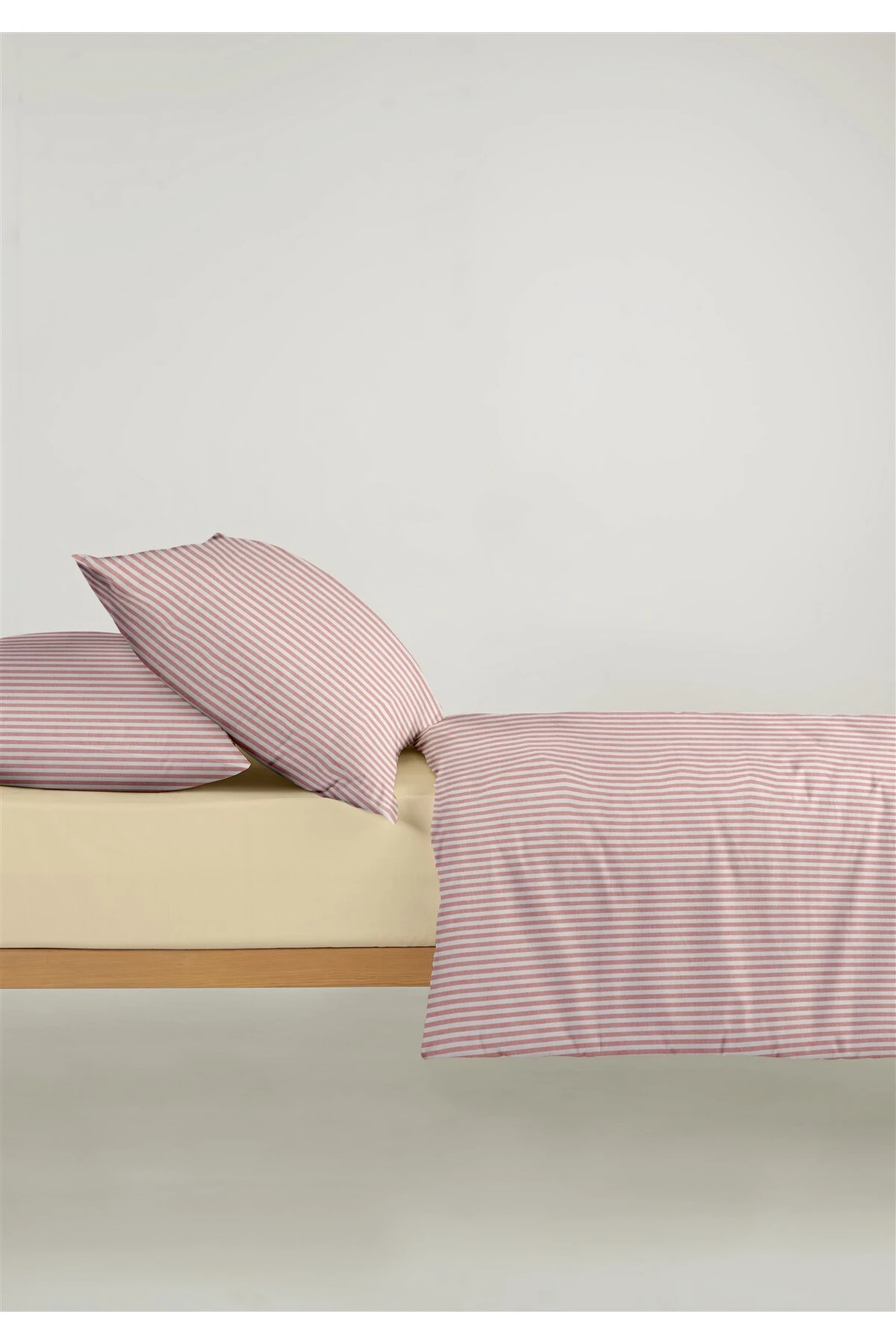 Mira %100 Pamuk Ranforce Yezra Ipliği Boyalı Nevresim Takımı Çift Kişilik - 200x220 Cm - kirmizi