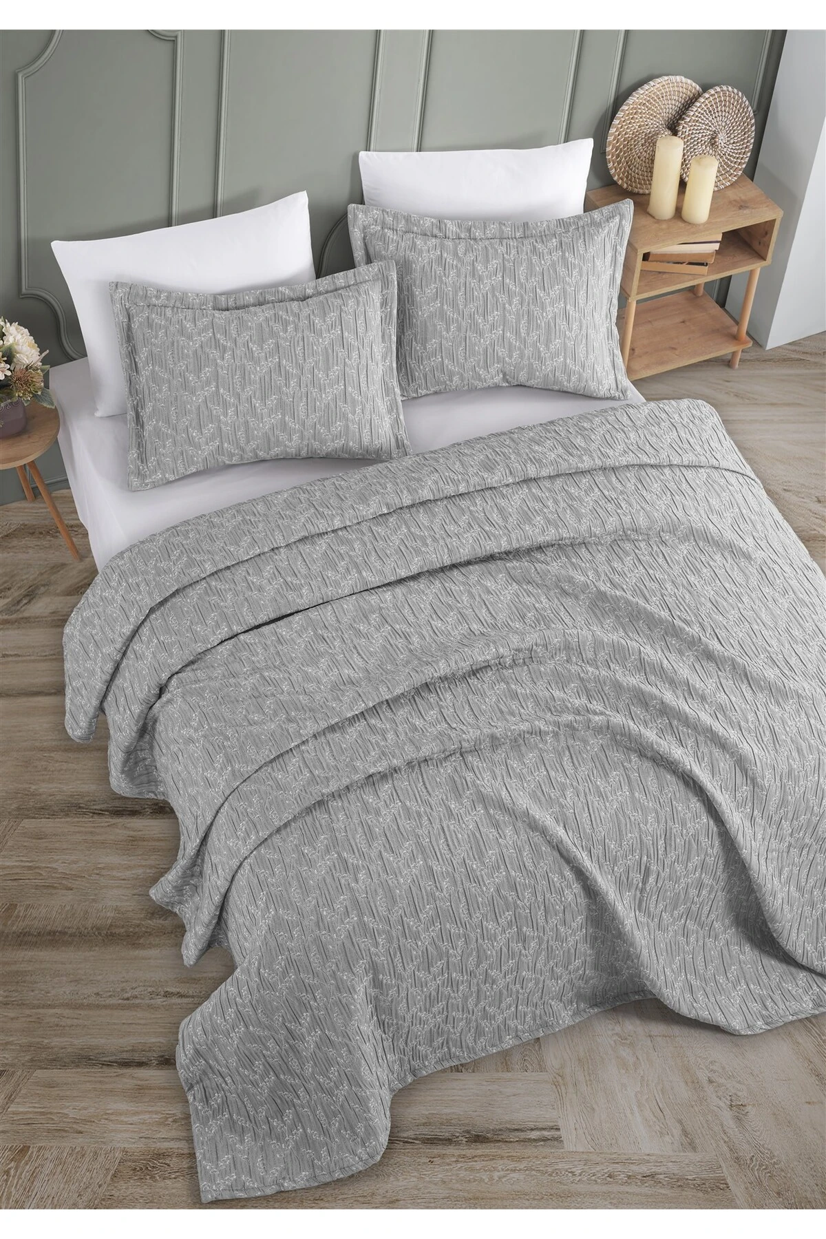 Dolgulu Jakarlı Yatak Örtüsü Seti Çift Kişilik Bej 230x240 cm - fayne gri̇