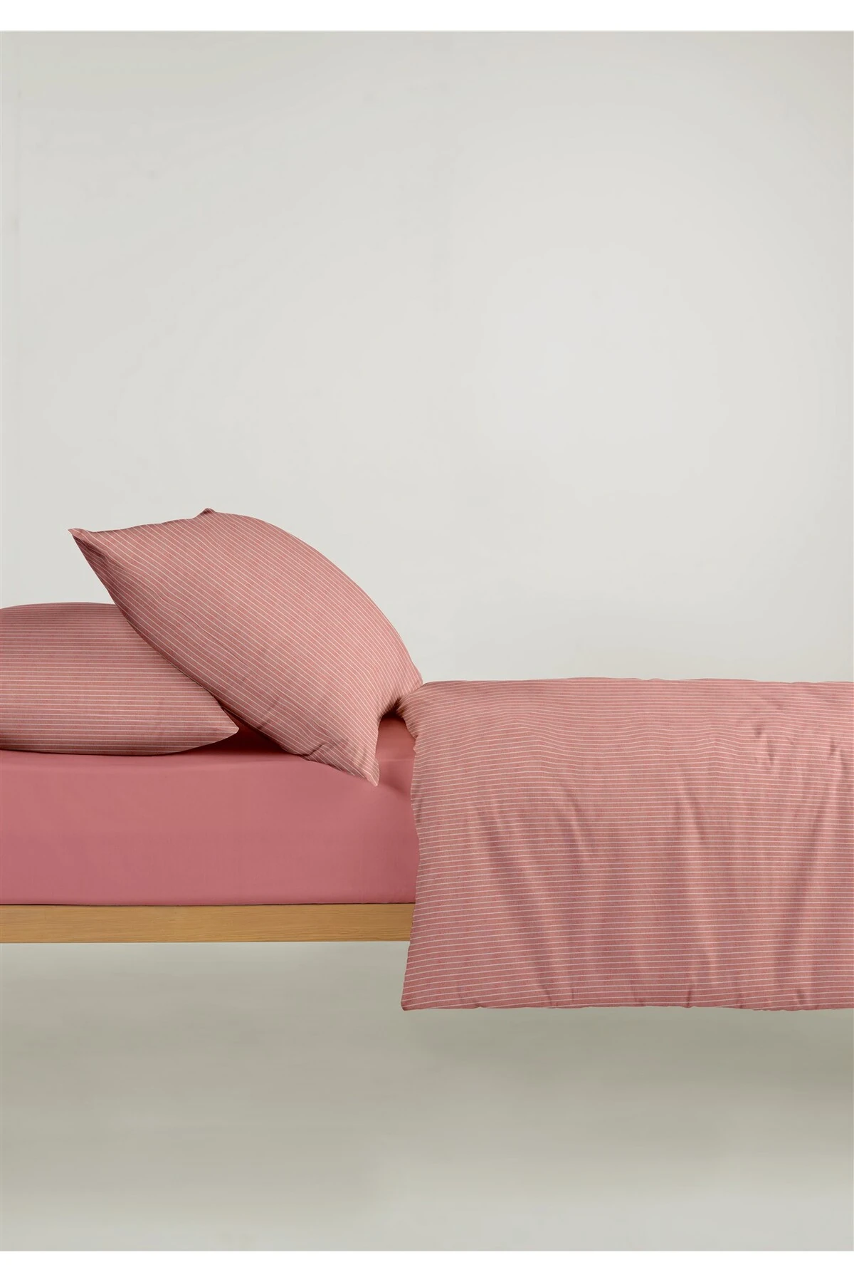 Line %100 Pamuk Ranforce Akay Ipliği Boyalı Nevresim Takımı Tek Kişilik - 160x220 cm - akay kirmizi