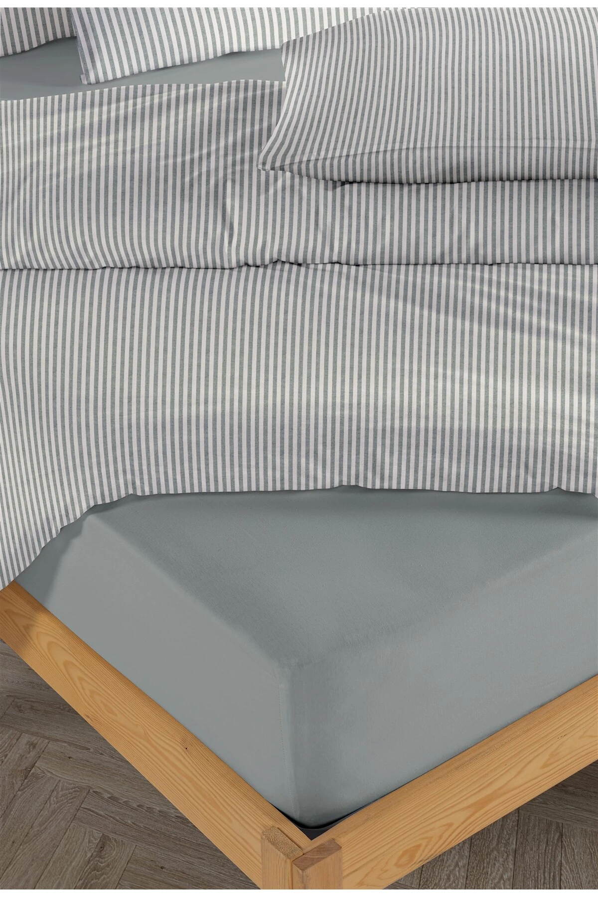 Striped %100 Pamuk Ranforce Yezra Ipliği Boyalı Nevresim Takımı Çift Kişilik - 200x220 Cm - Koyu Gri̇