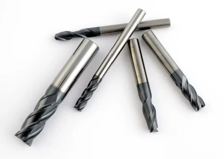 Karbür Freze ile Normal Freze Arasındaki Farklar