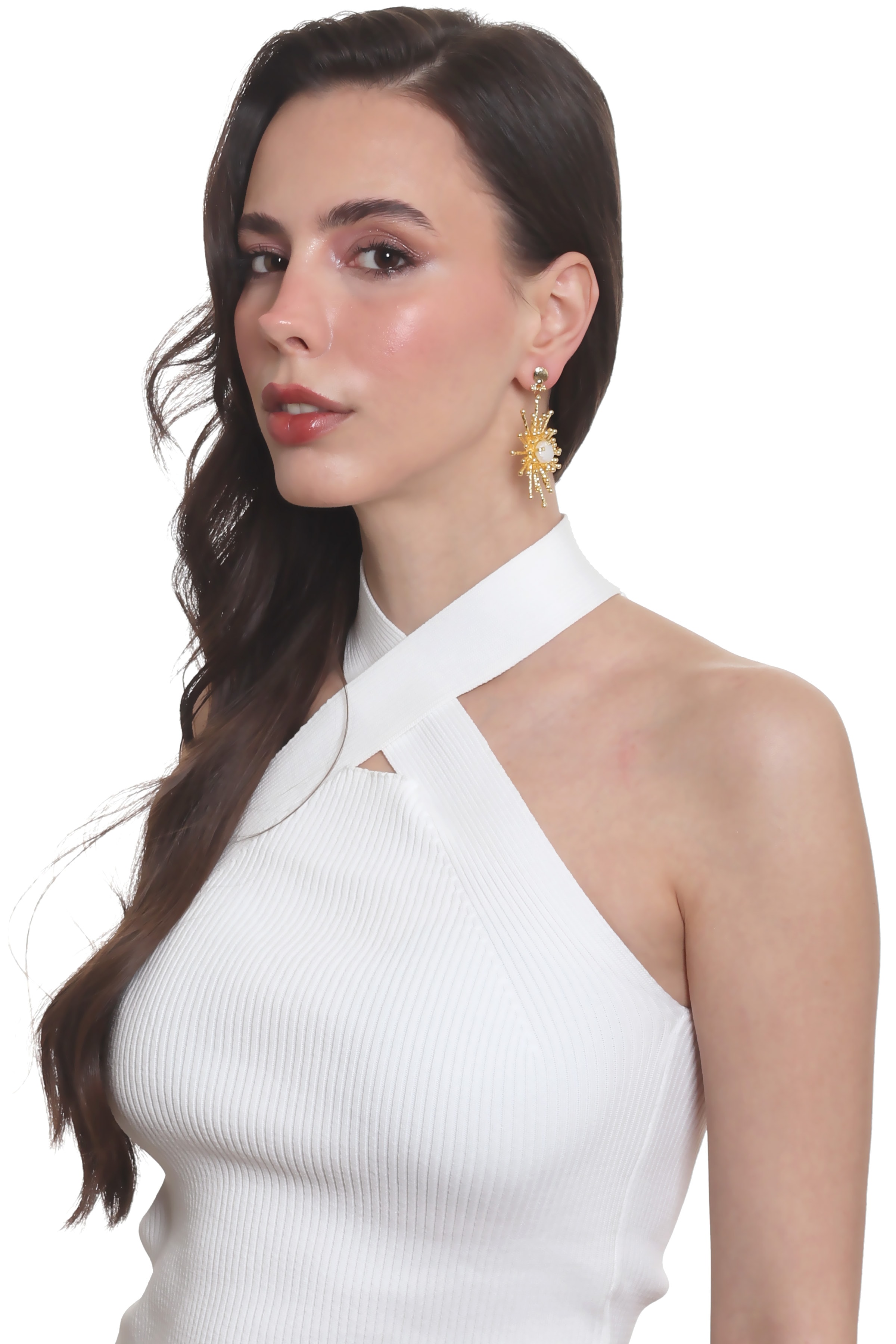 Labalaba Kadın Altın Renk Kaplama Sedef Detaylı Çivili Model Büyük Güneş Küpe