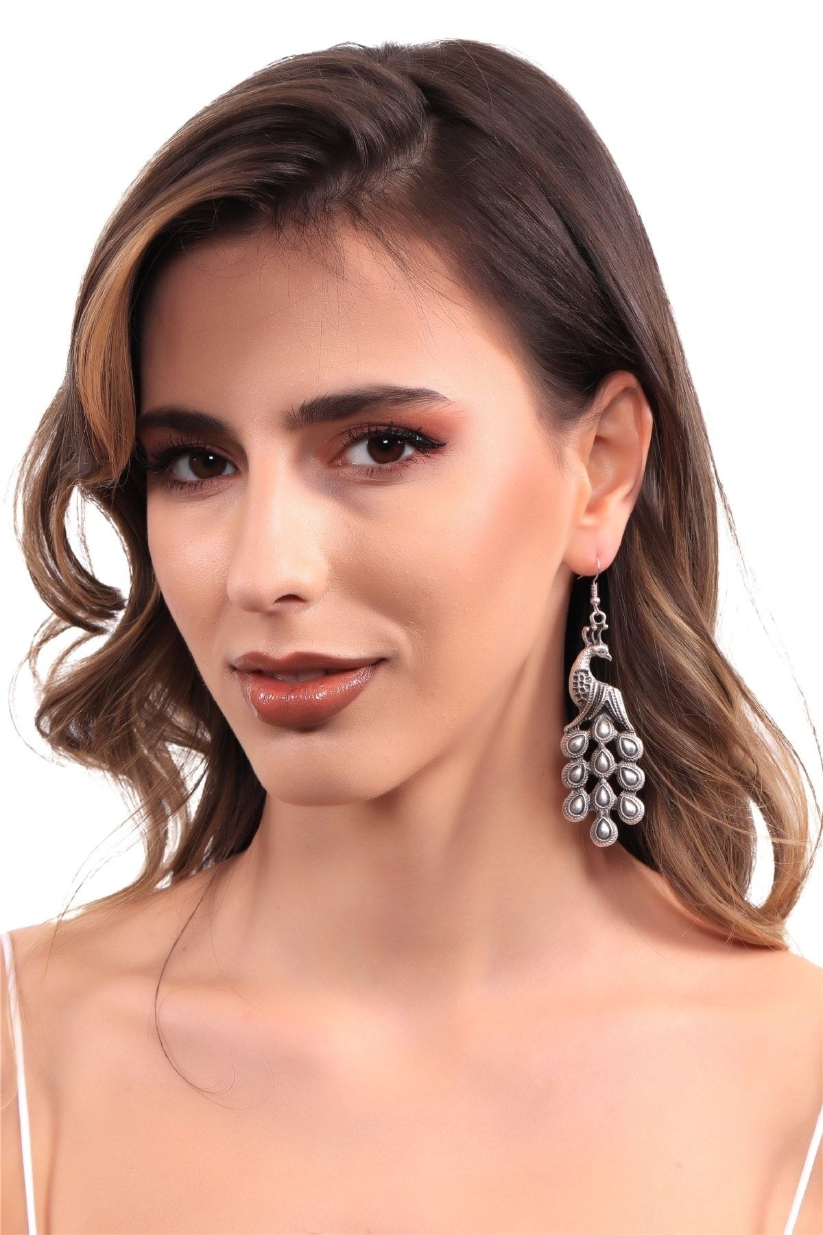 Kadın Gümüş Kaplama Sallantılı Model Tavus Kuşu Küpe
