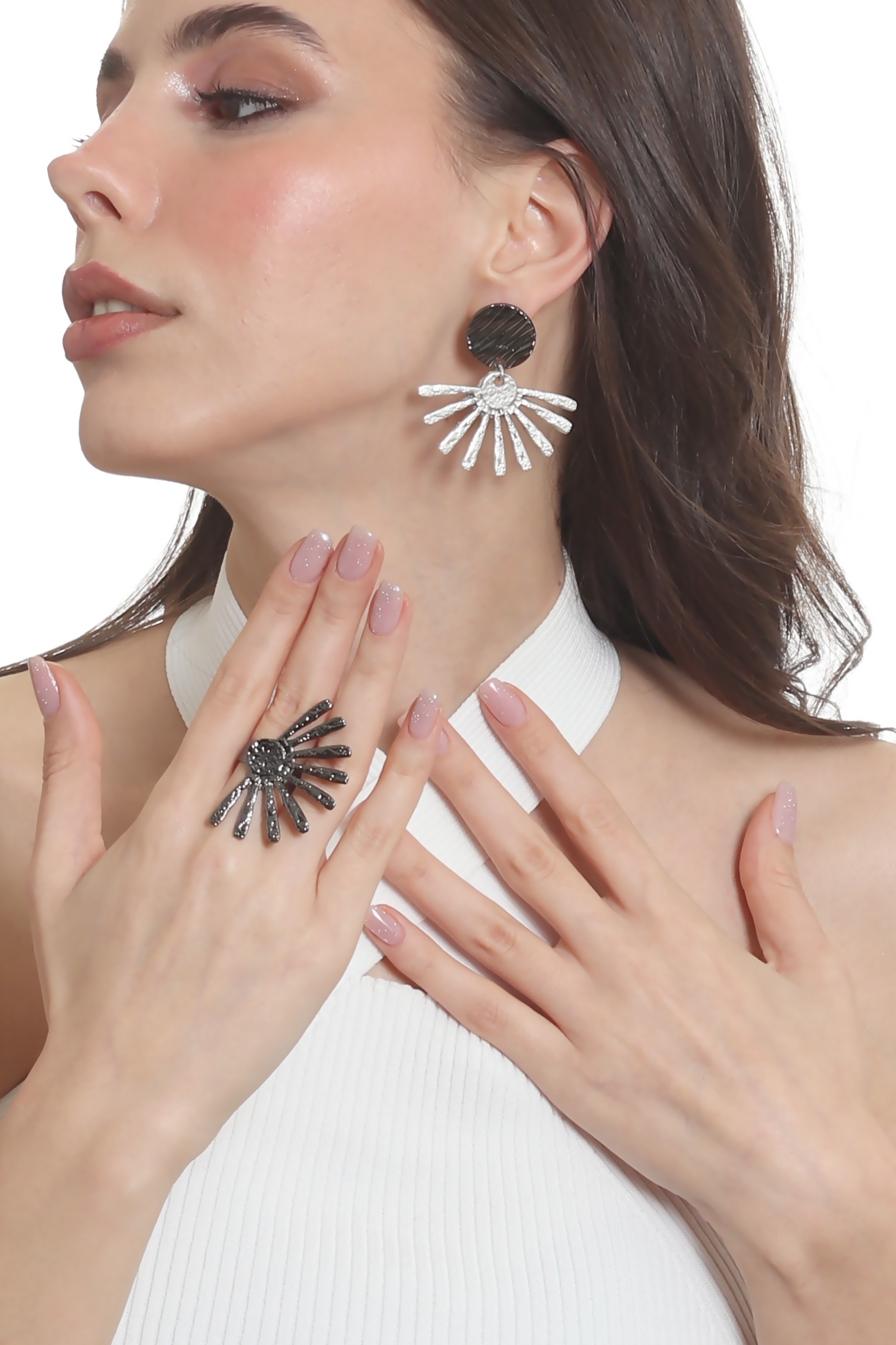 Labalaba Kadın Çivili Model Güneş Küpe & Yüzük Seti