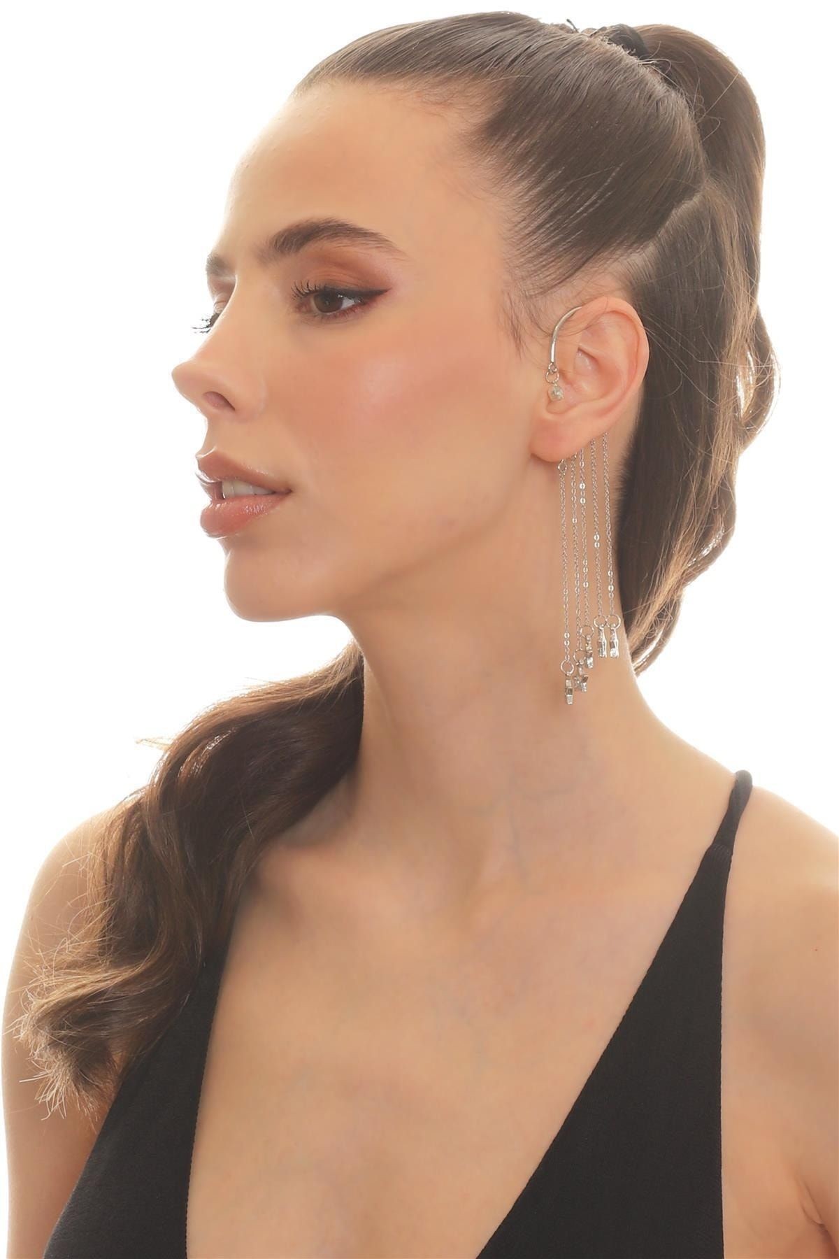 Kadın Gümüş Renk Lak Kaplama Tek Taş Detaylı Sallantılı Yıldız Charm Earcuff&Kıkırdak Küpe