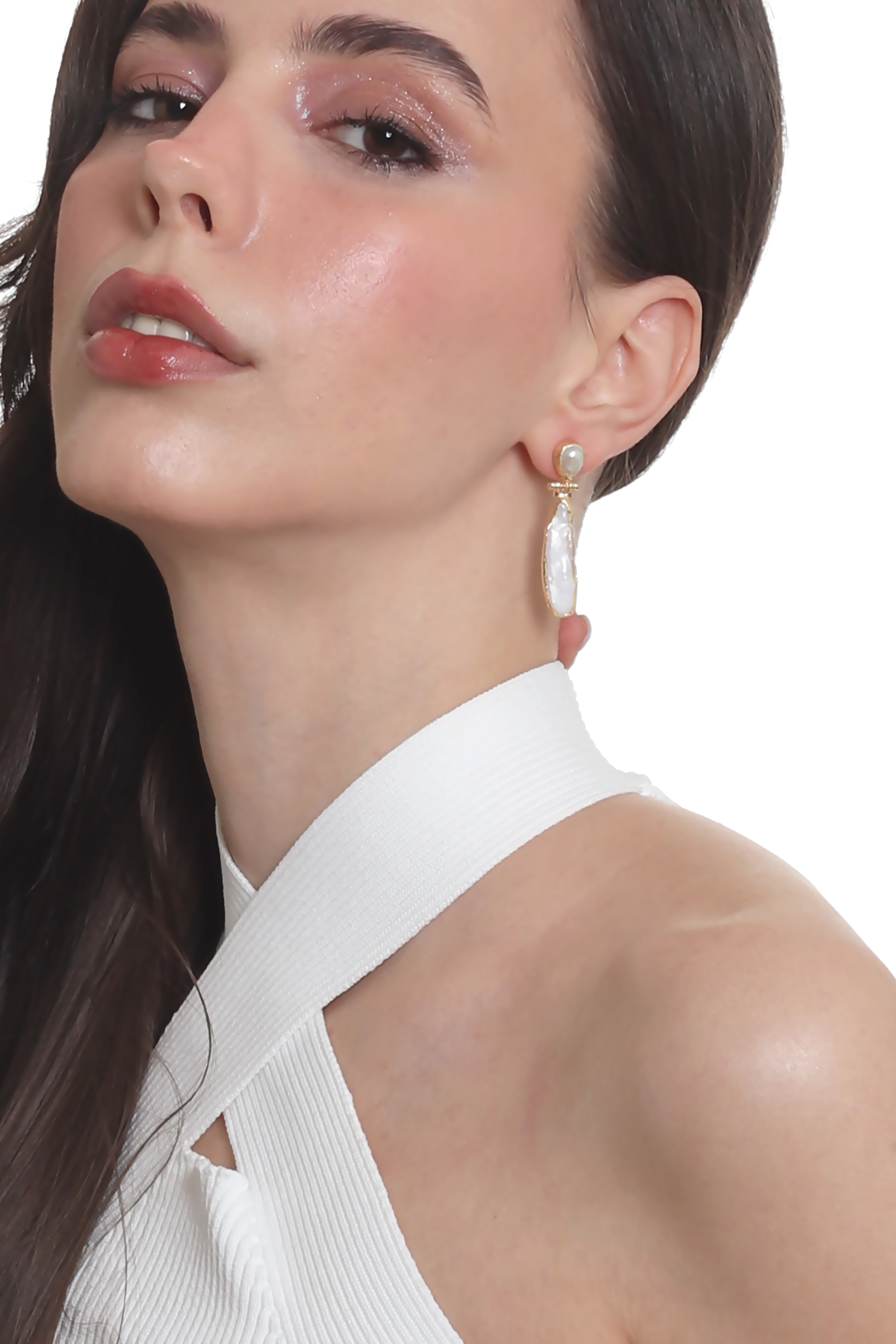 Labalaba Kadın Lak Altın Kaplama Çivili Model İncili Tasarım Küpe