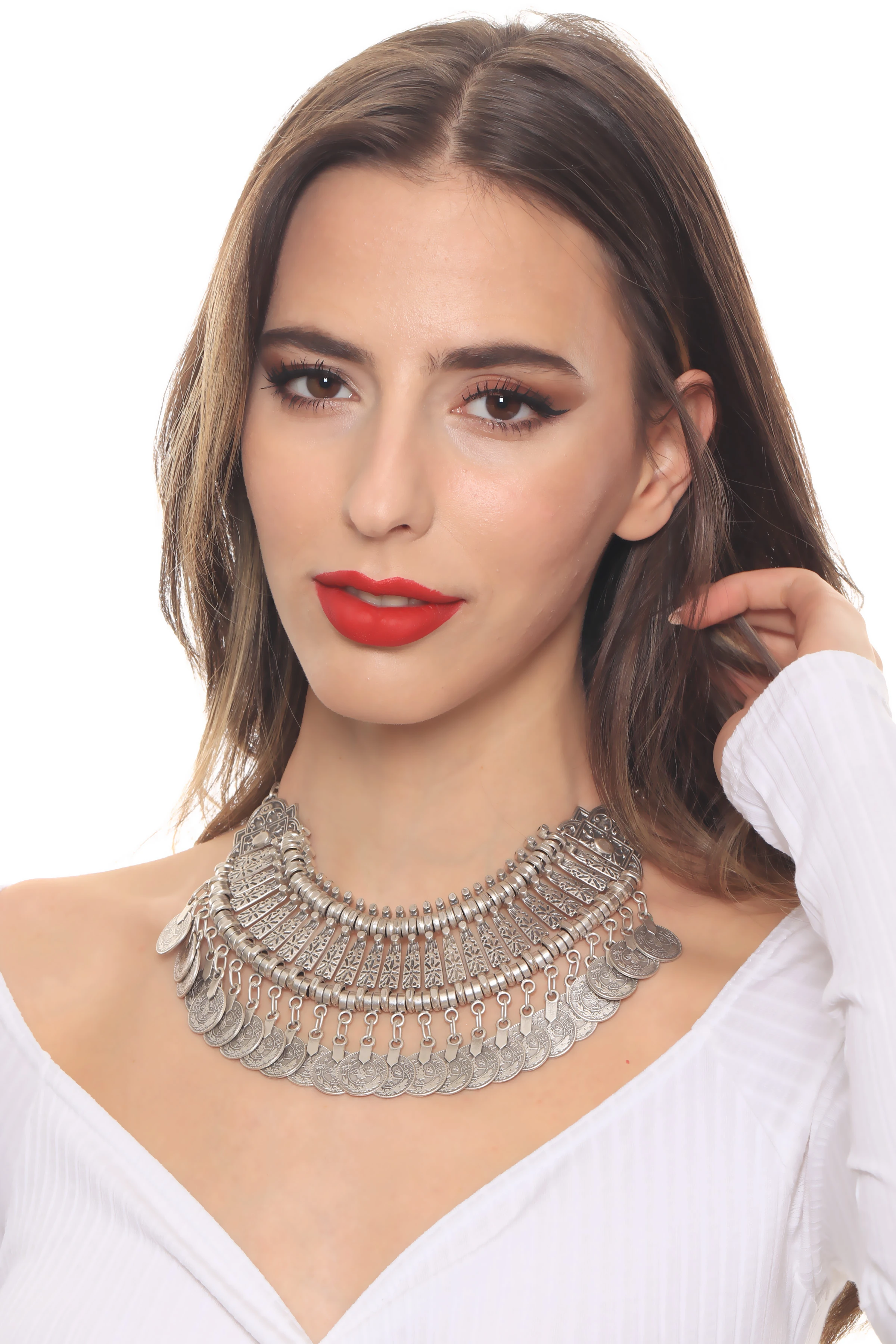 Labalaba Kadın Antik Gümüş Kaplama Tuğra Detaylı Bohem Kolye