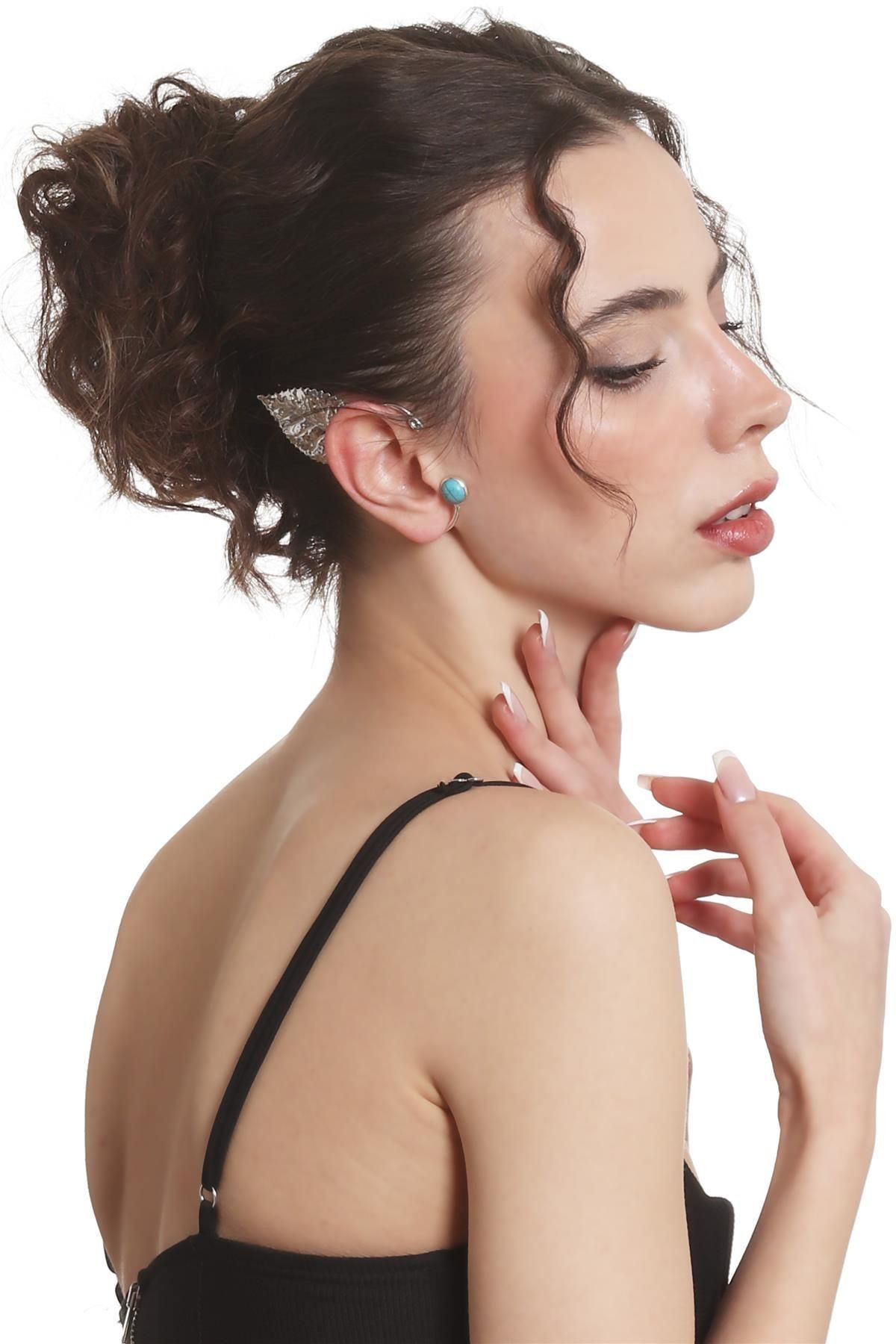 Kadın Gümüş Renk Lak Kaplama Taşlı Dokulu Yaprak Stilizesi Sağ Kulak Earcuff & Kıkırdak Küpe