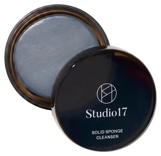 STUDIO17 STUDIO17 Brush & Puff Cleanser