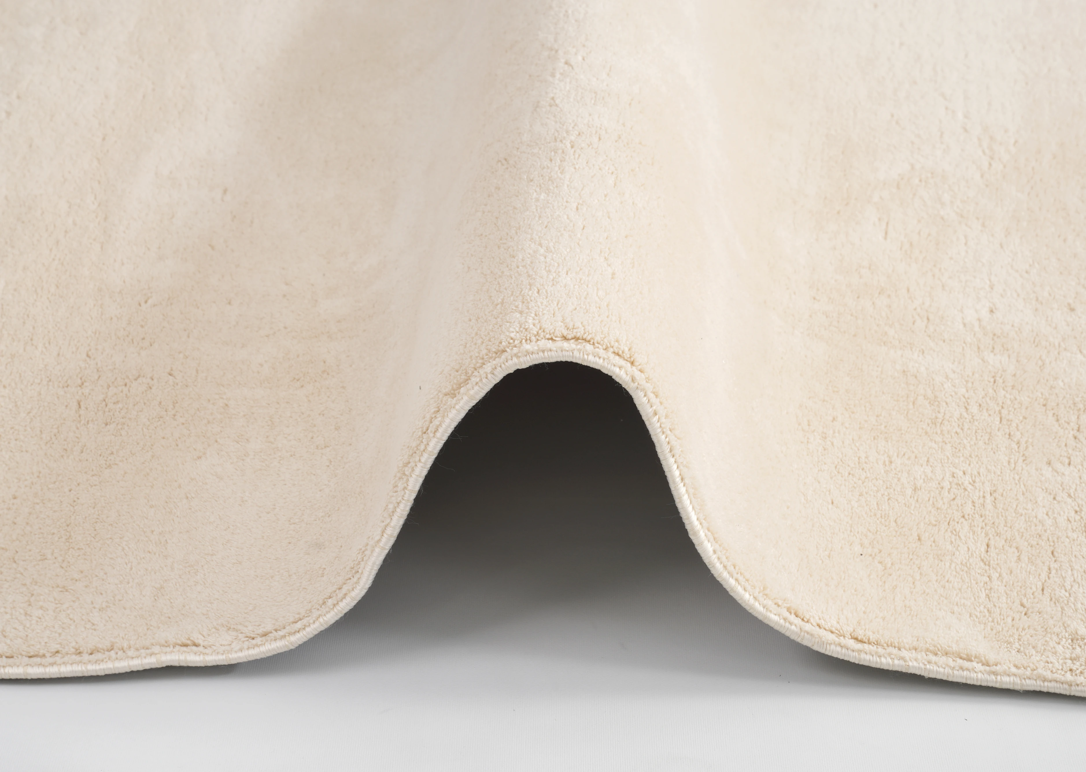 Luna Krem Peluş Halı