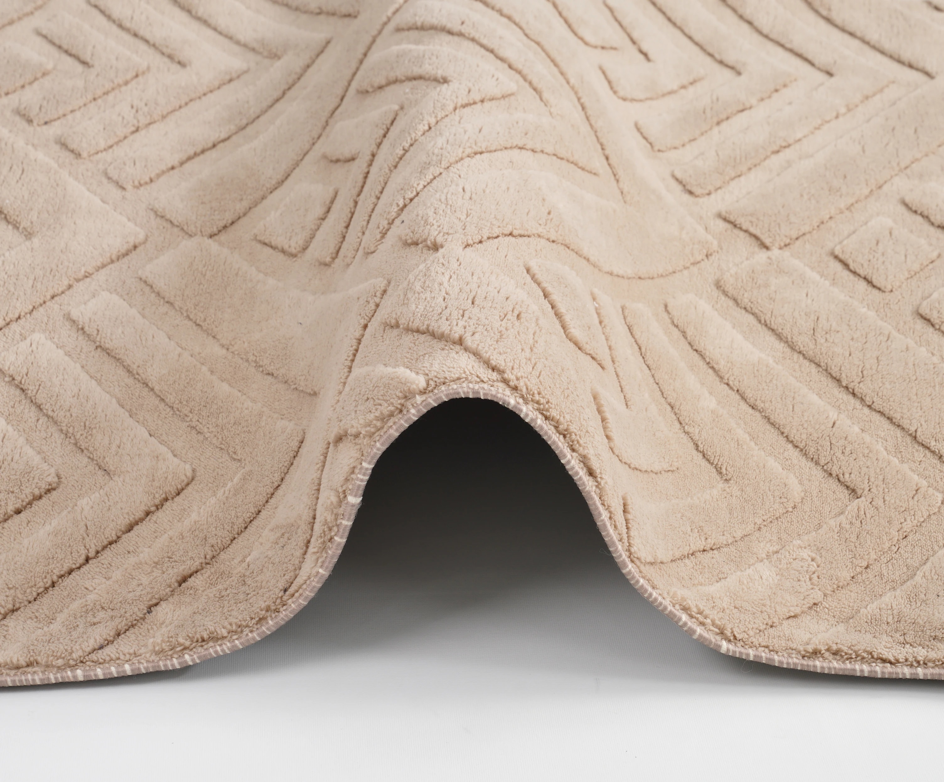 Line Kahve Peluş Halı