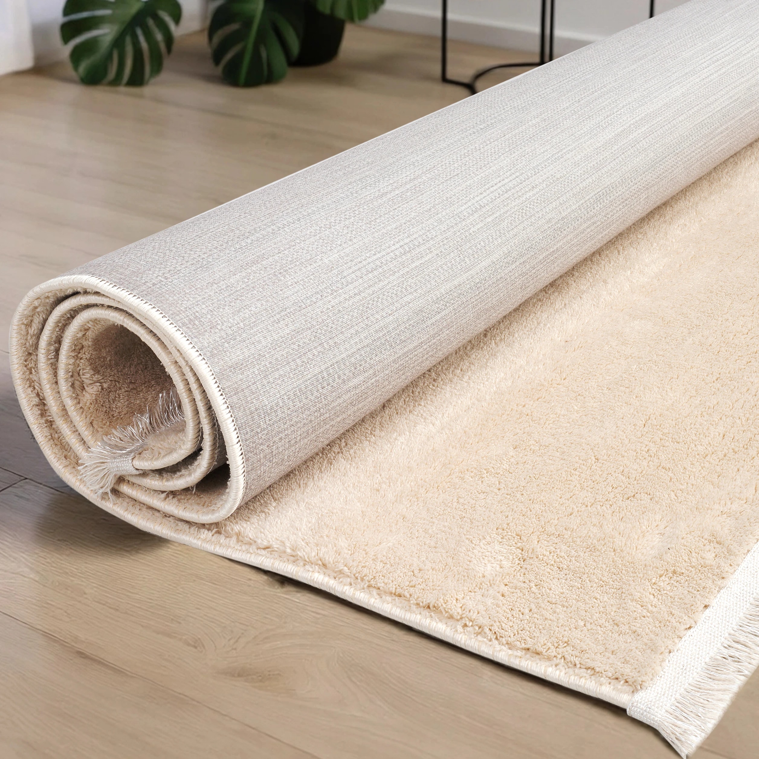 Luna Krem Peluş Halı