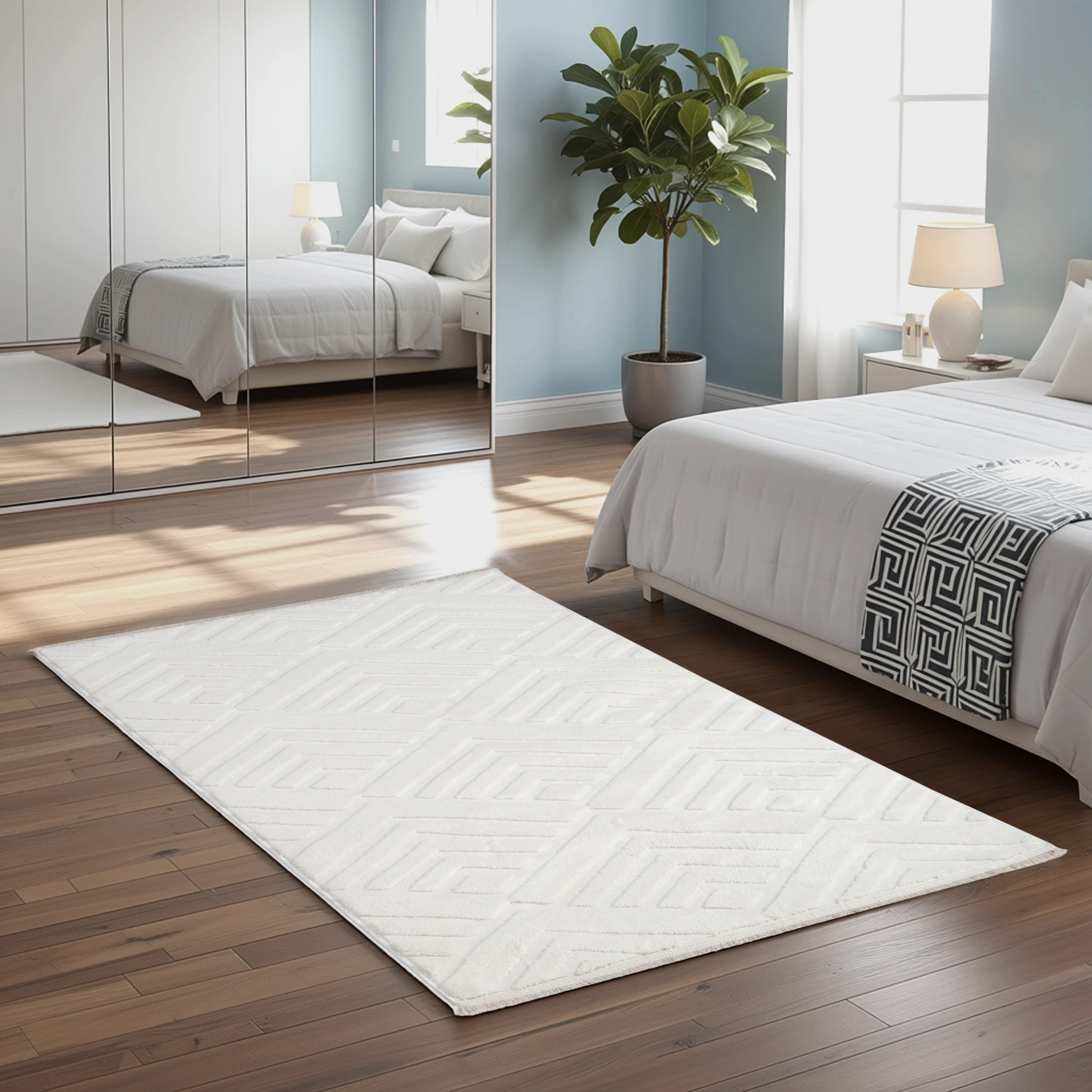 Line Beyaz Peluş Halı