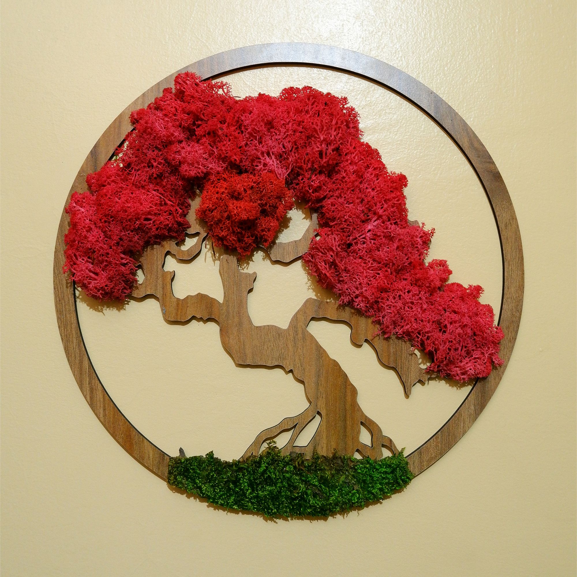 Kırmızı Ağaç Figürlü Moss Tablo