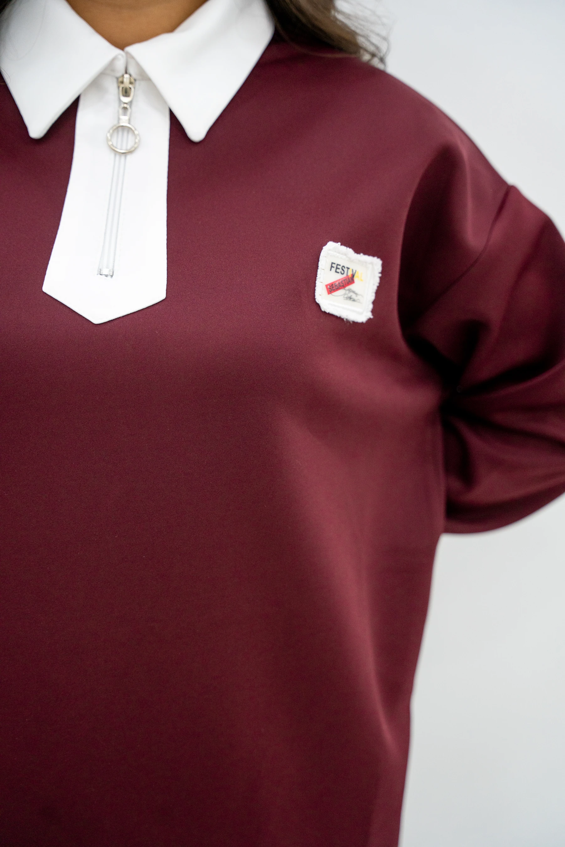 Yaka Detaylı Scuba Takım