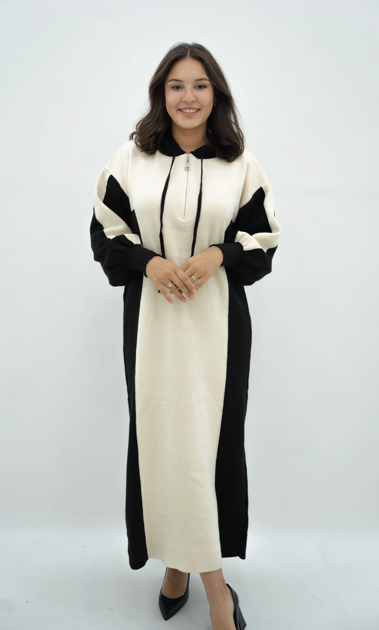 Kapüşonlu Triko Elbise 