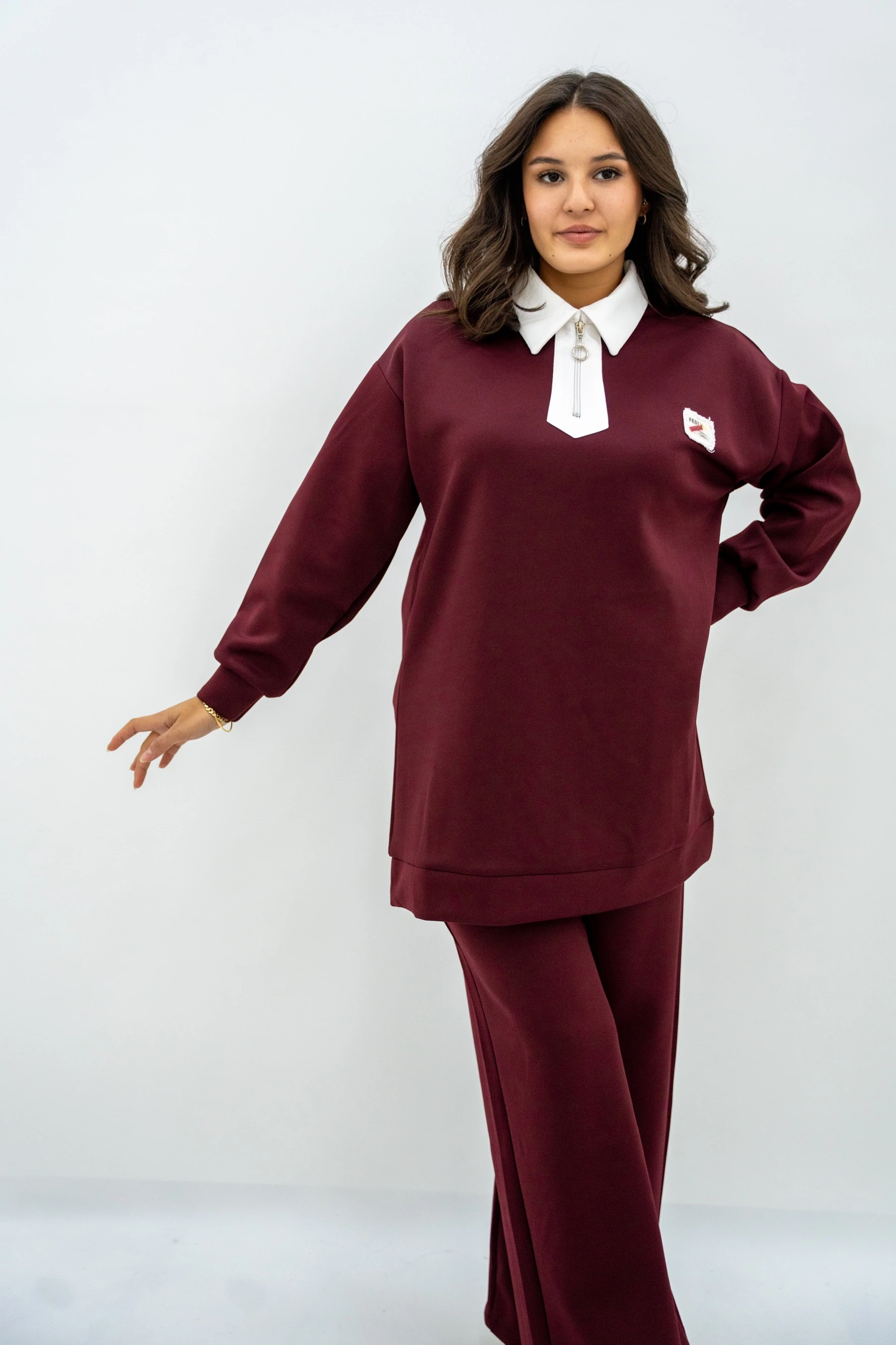 Yaka Detaylı Scuba Takım