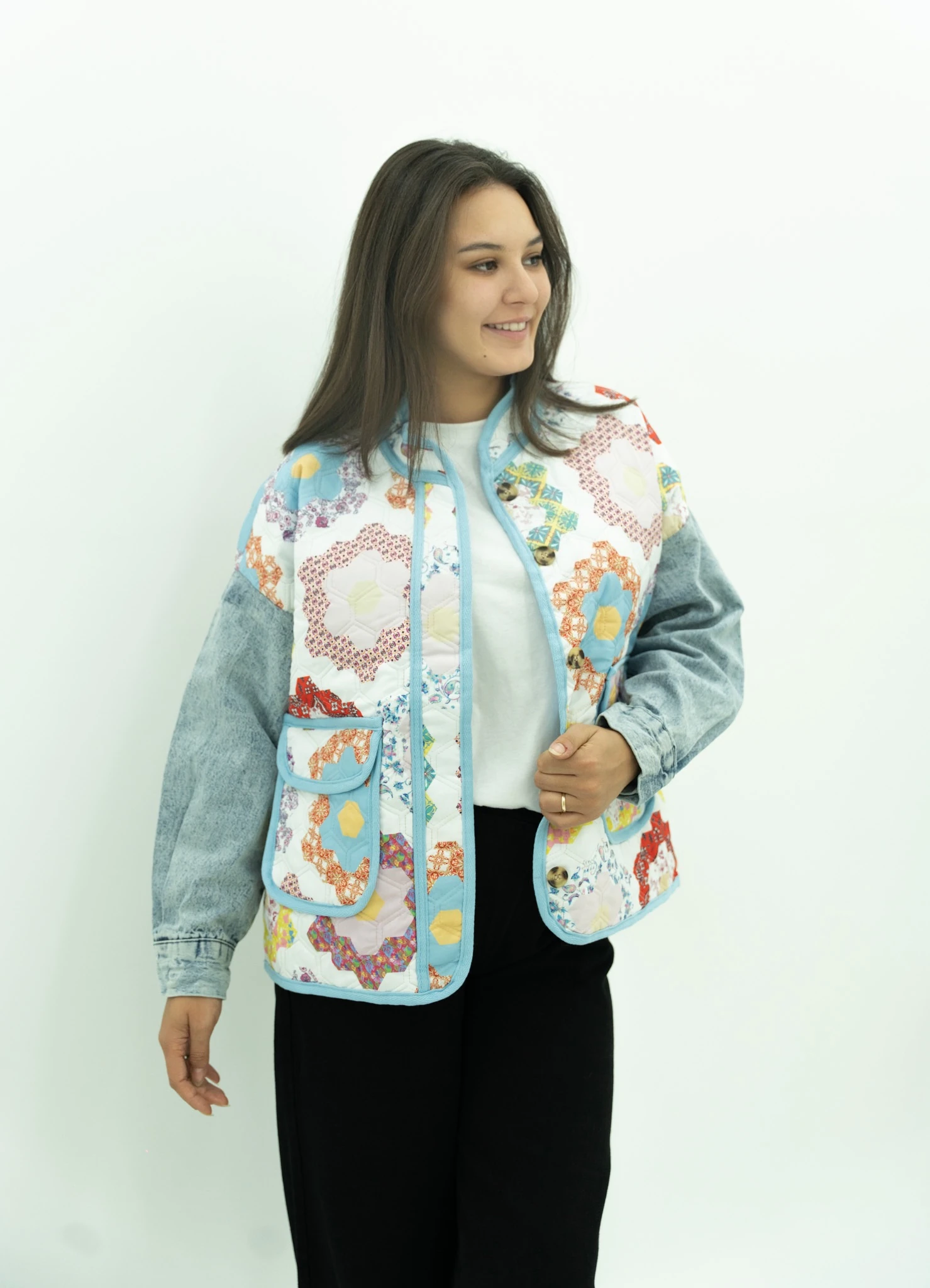 Kot Detaylı Desenli Kapitone Ceket