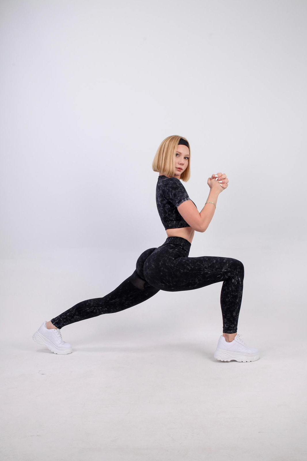 Yıkama Detaylı Spor Crop