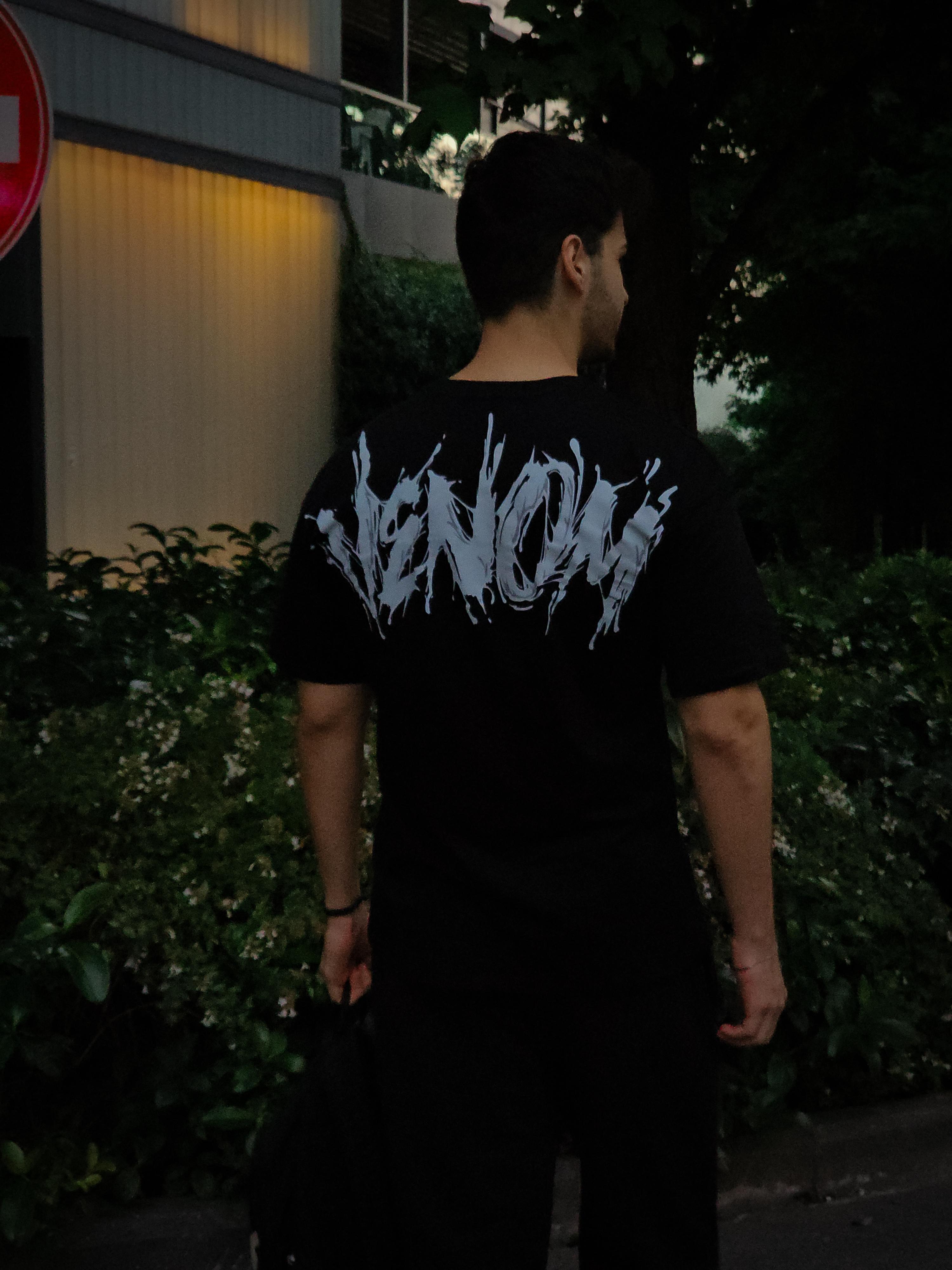 Venom - Oversize Tshirt - Siyah