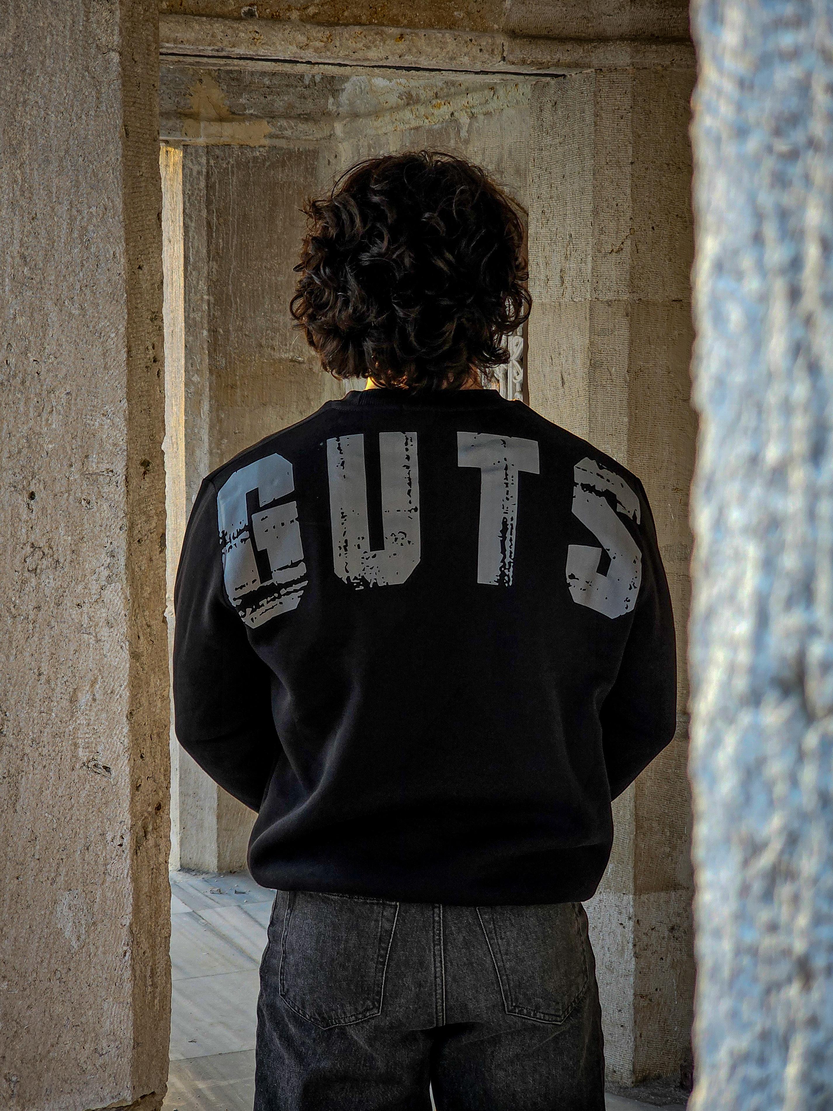 Guts - Sweatshirt