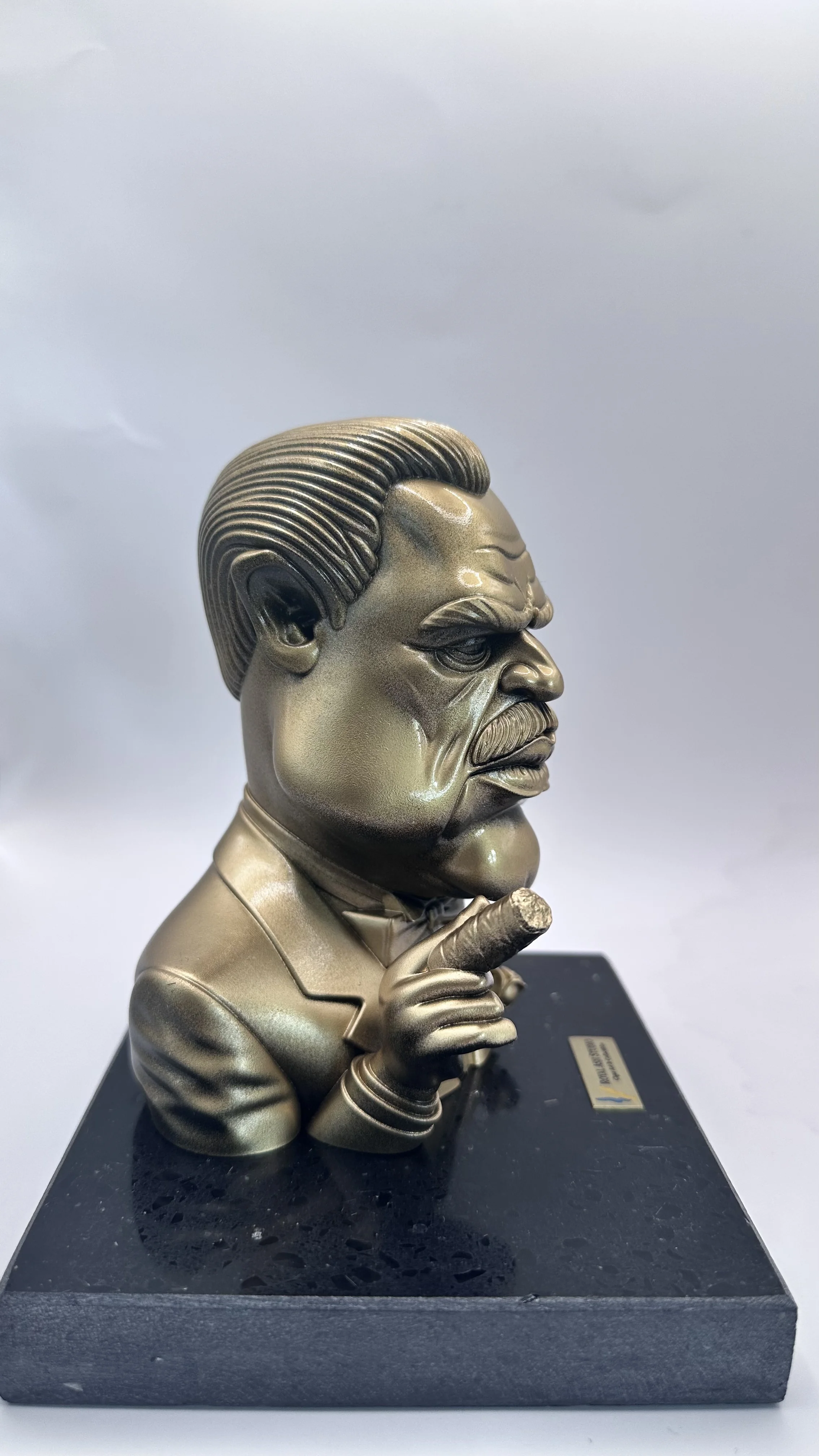 DON VITO ENJOYING HIS CIGAR QUARTZ SCULPTURE BRONZE EDITION 