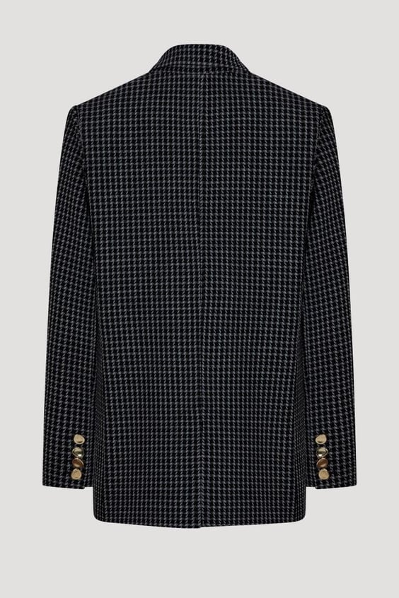 THE DAILY JACKET SHADOW CHECK