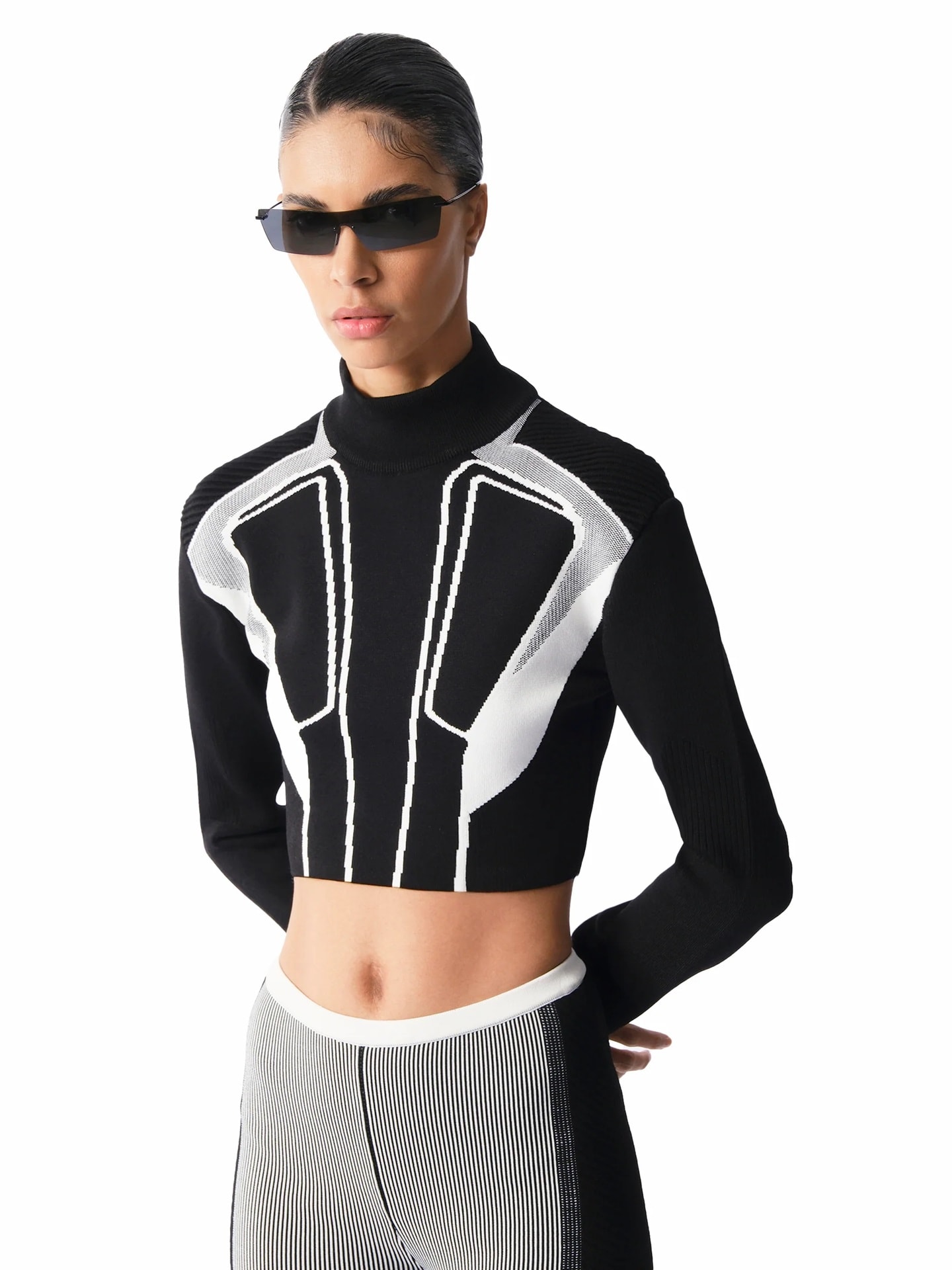 KNTLGY Justice Women Siyah Crop Kazak