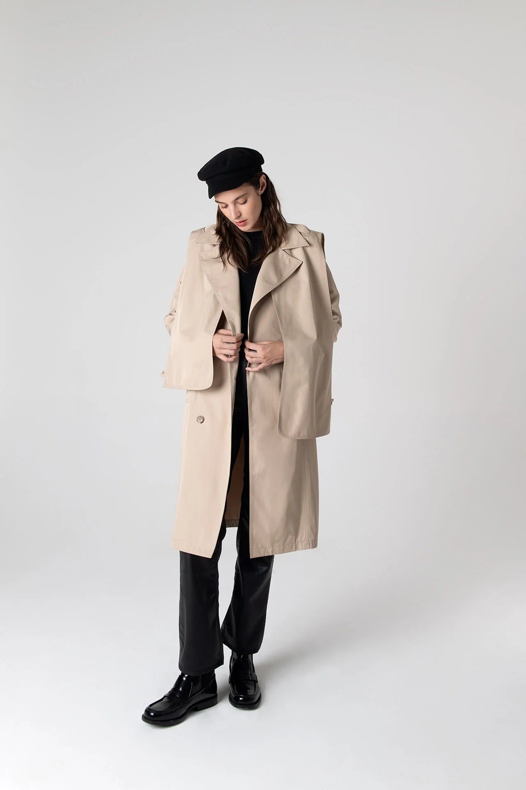 Beatrice Asymmetric Piece Trenchcoat - Light Beige