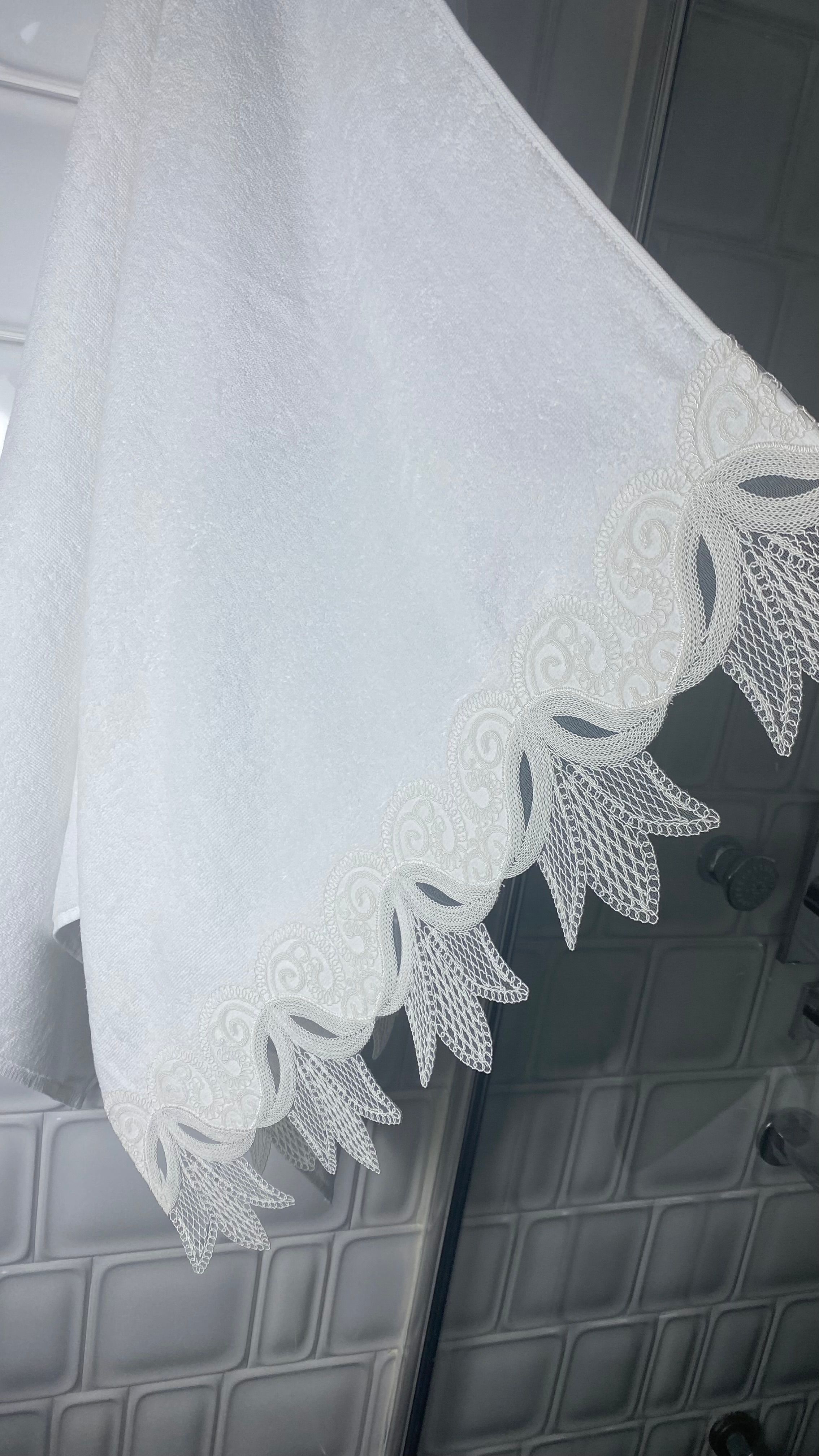 2'li Taç Yaprak Güpürlü Çeyizlik, Hediyelik Banyo Havlusu