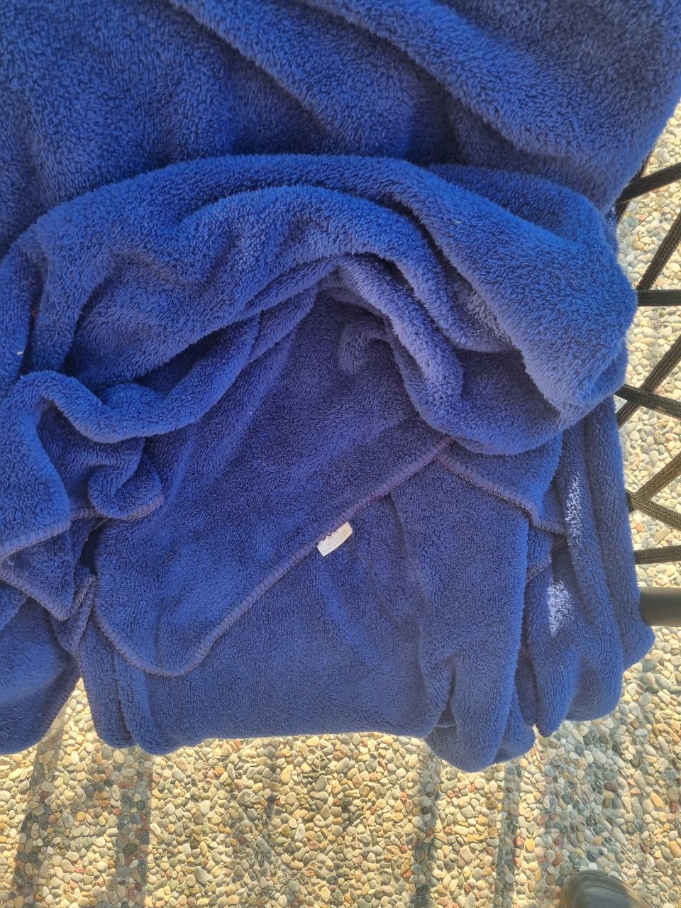 Yılbaşı Özel TV Battaniyesi ve Sabahlık (L)  Set El Havlusu Hediyeli