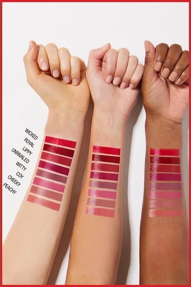 Maybelline New York Super Stay Vinyl Ink Uzun Süre Kalıcı Şeftali Tonlu Likit Parlak Ruj 15 Peachy