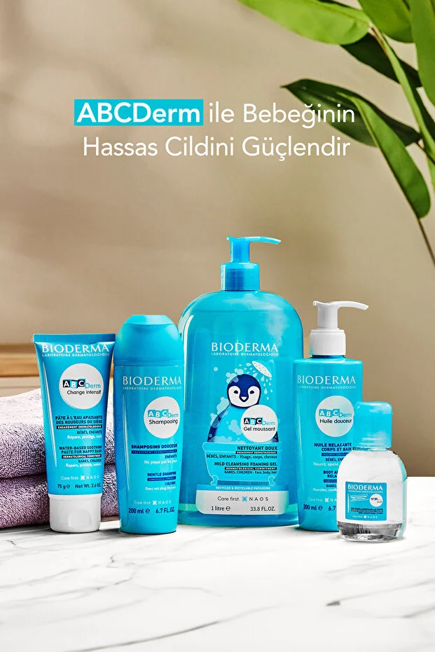 Bioderma ABCDerm Foaming Cleanser Bebek Çocuk Yüz Saç Vücut Temizleyici Şampuan Kuru Hassas Cilt 1 Lt