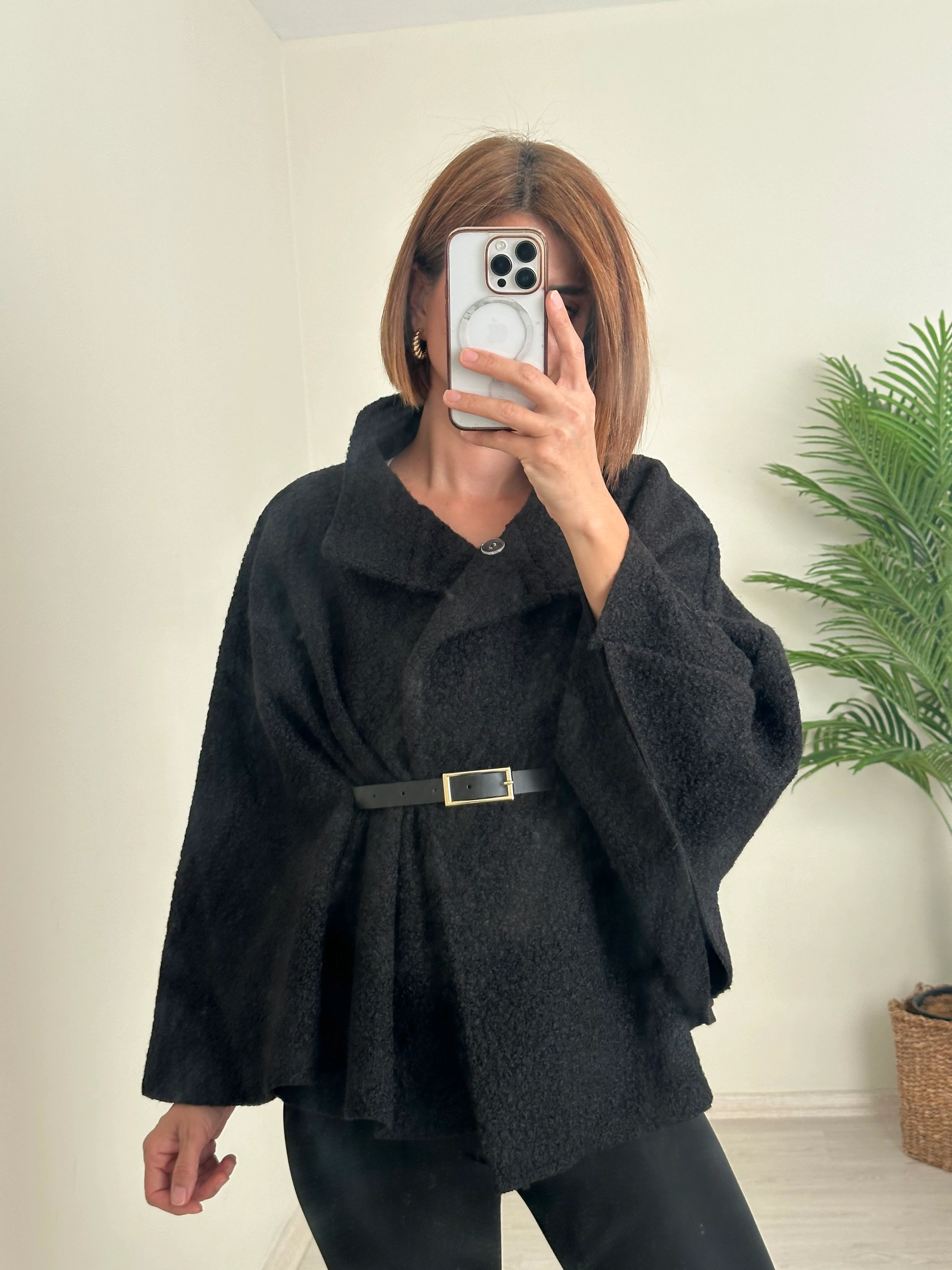 KEMERLİ BUKLET PANÇO - siyah