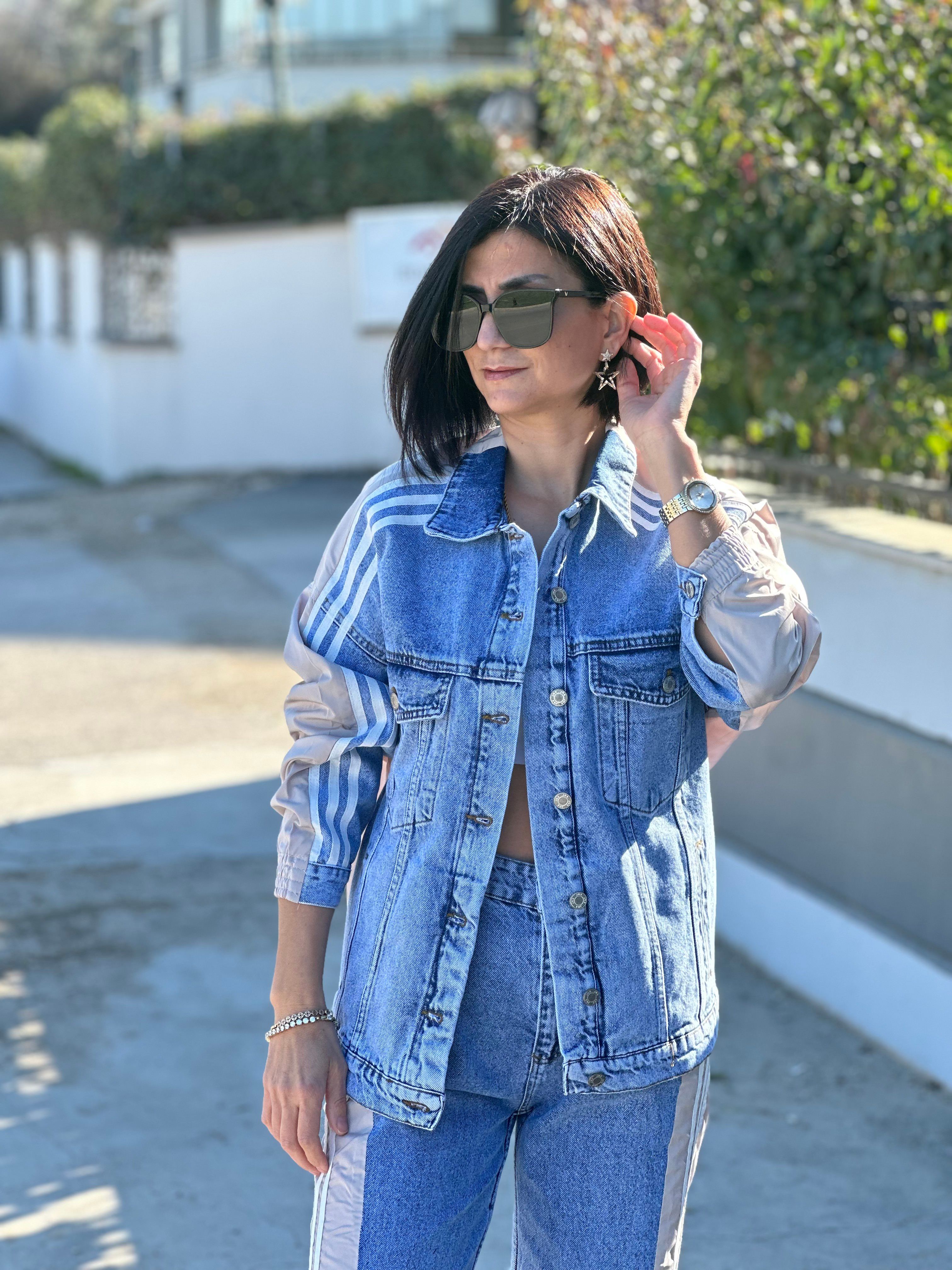 YANI ŞERİTLİ KOT TAKIM