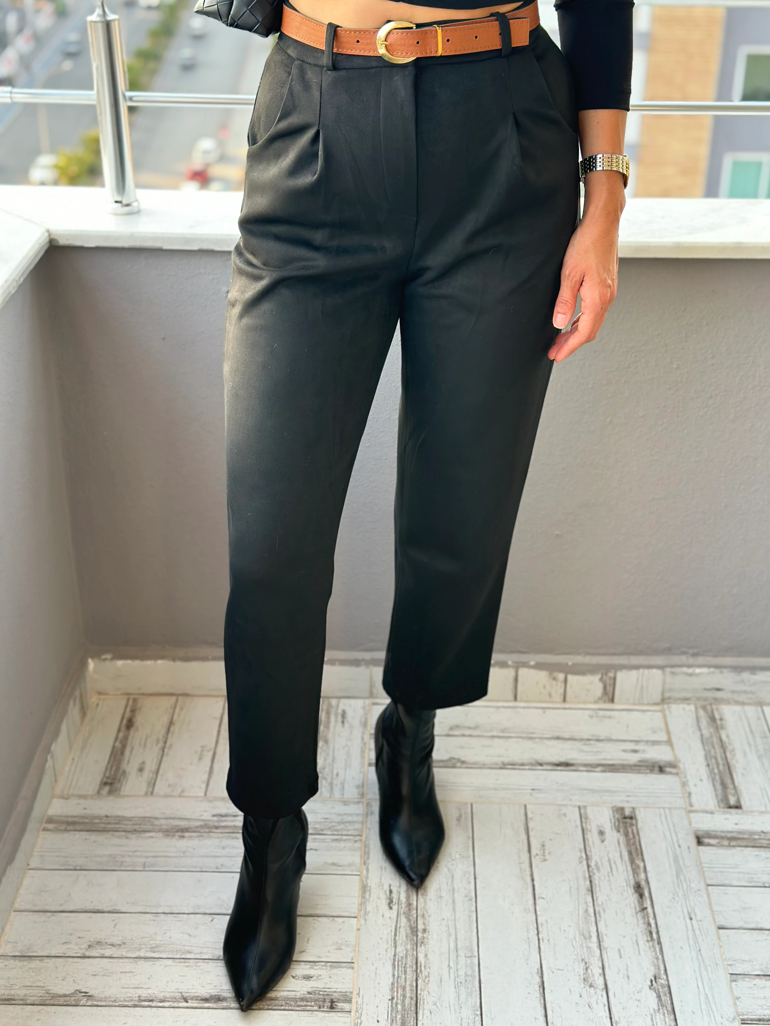 KEMERLİ SÜET PANTOLON