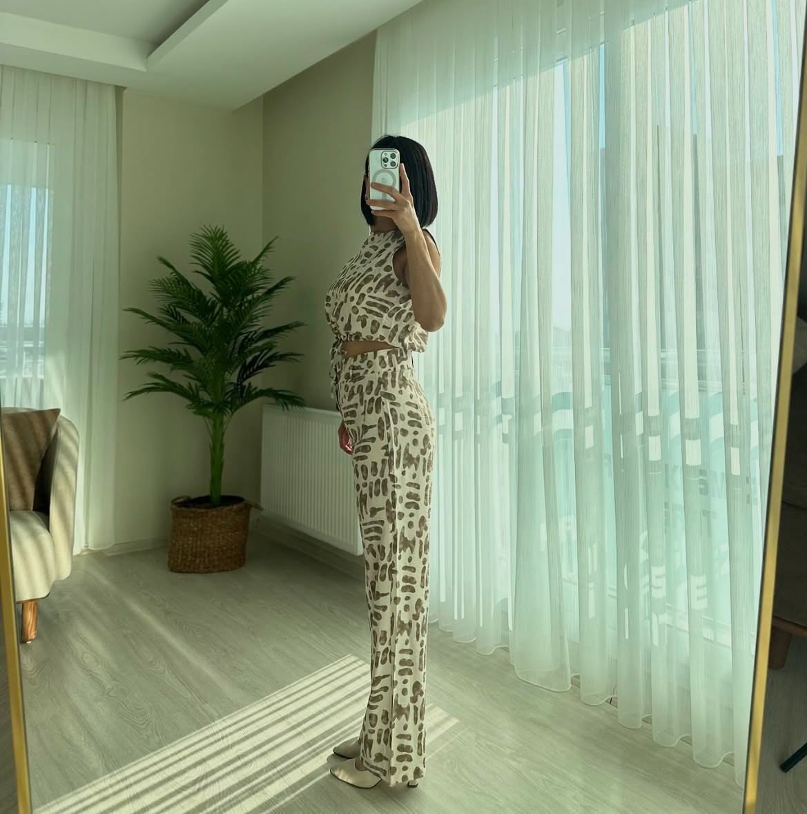 BELİ BÜZGÜLÜ CROP TAKIM