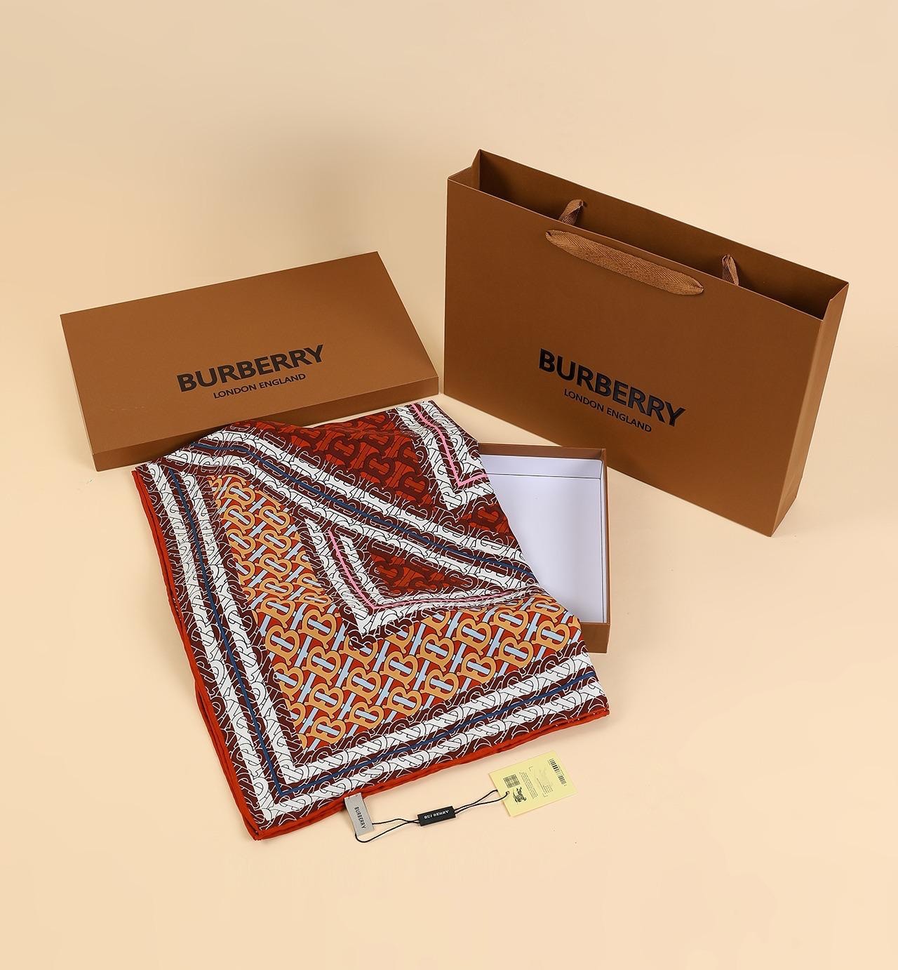 B Monogram Twill İpek Eşarp Kırmızı
