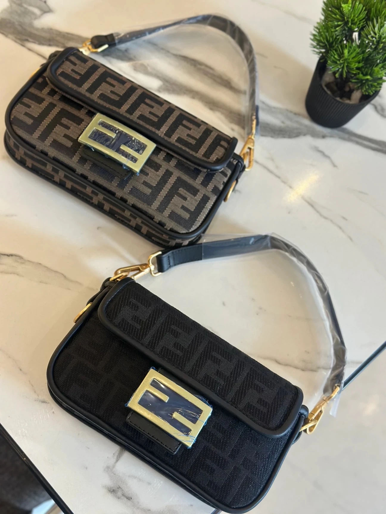 F Desen Çanta Siyah