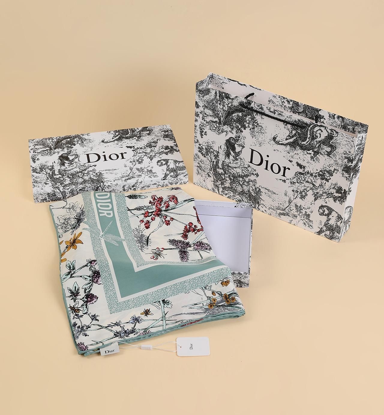 CD Bahar Esintisi Twill İpek Eşarp Mint
