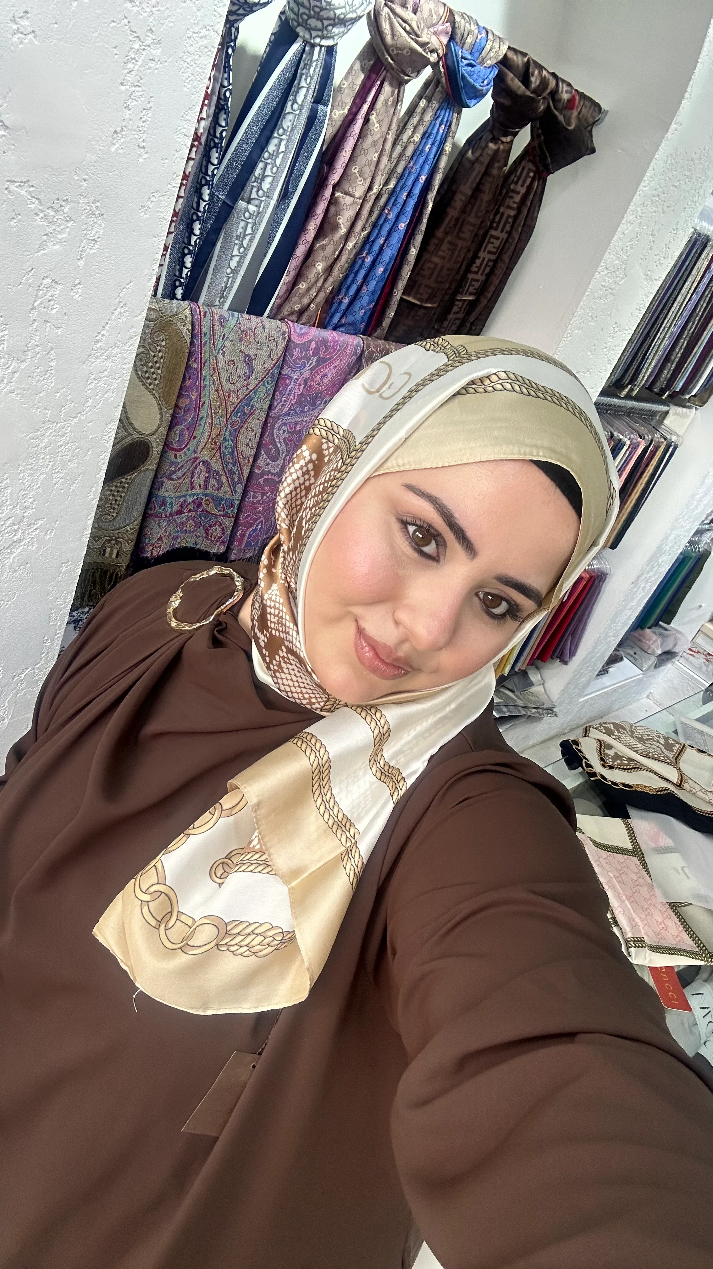 Zincir Detaylı İthal Vual İpek Şal Bej 