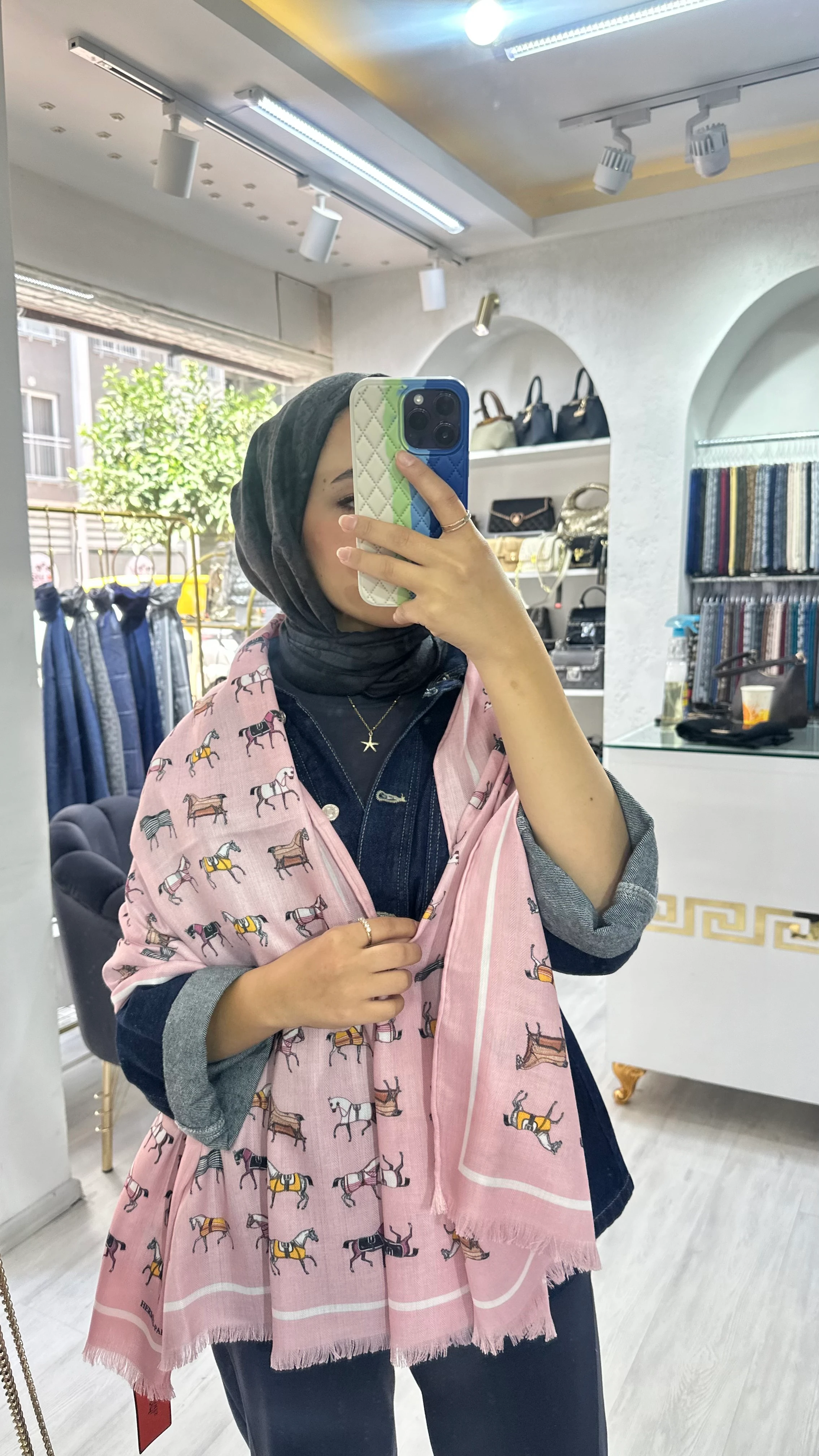 İthal Figürlü Yün Kaşmir Şal Pembe 