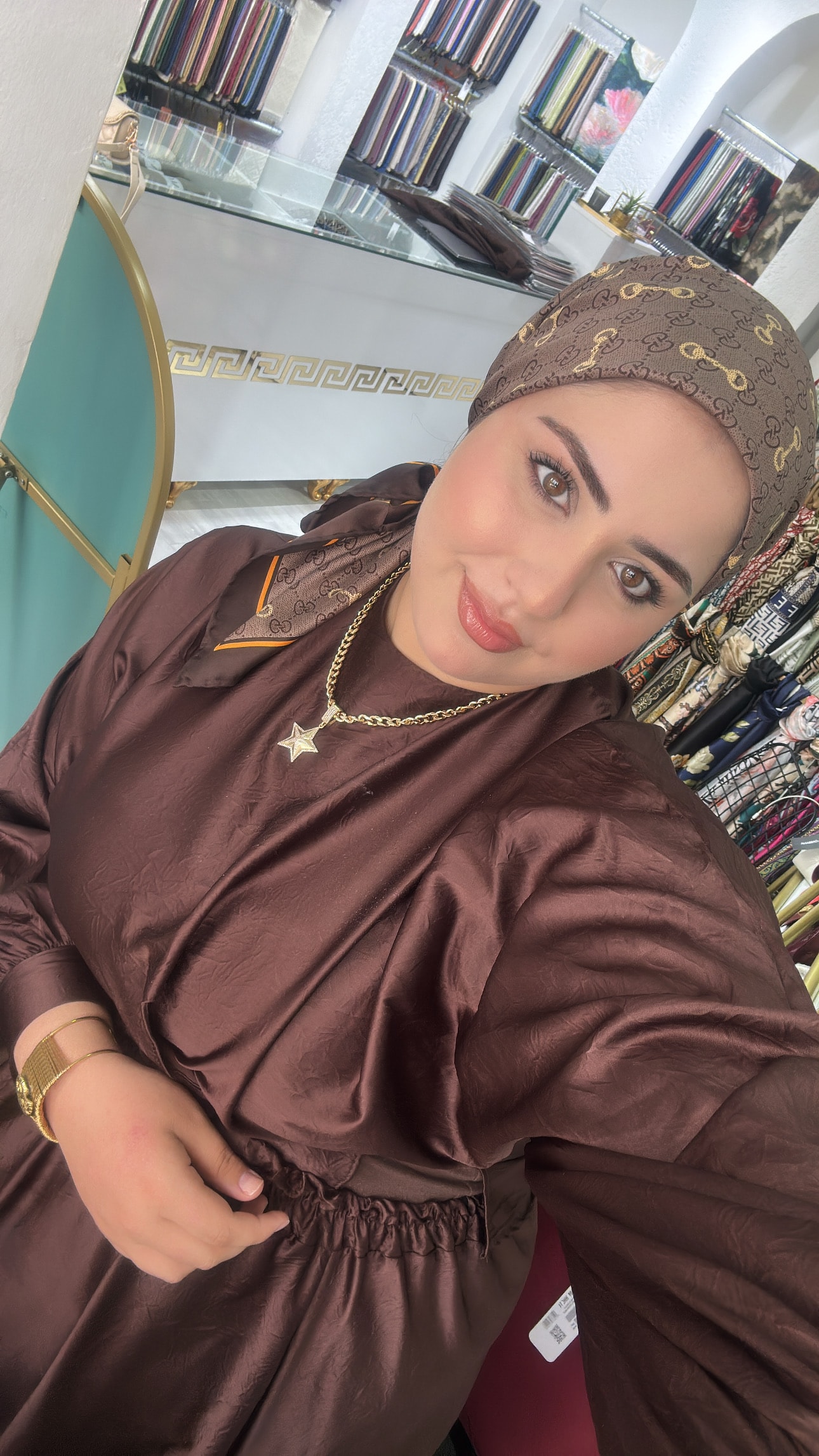 G Monogram Kelepçe  Twill İpek Eşarp kahve 