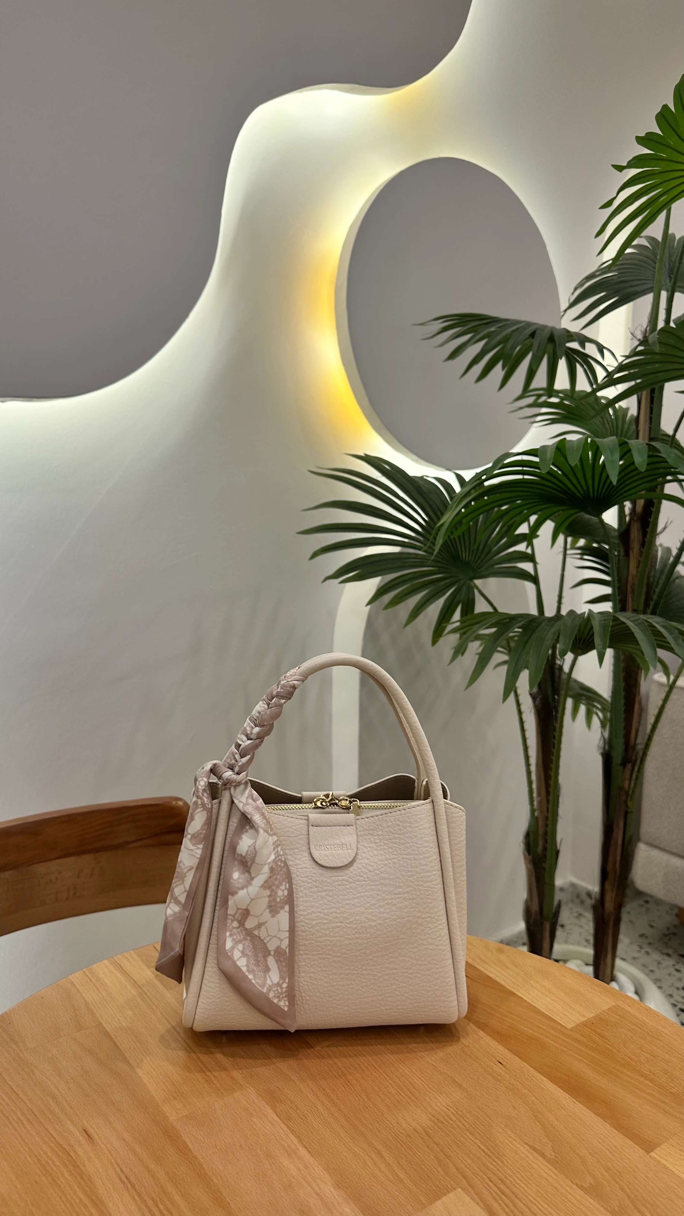 İthal Fular Detaylı Çanta Ekru 