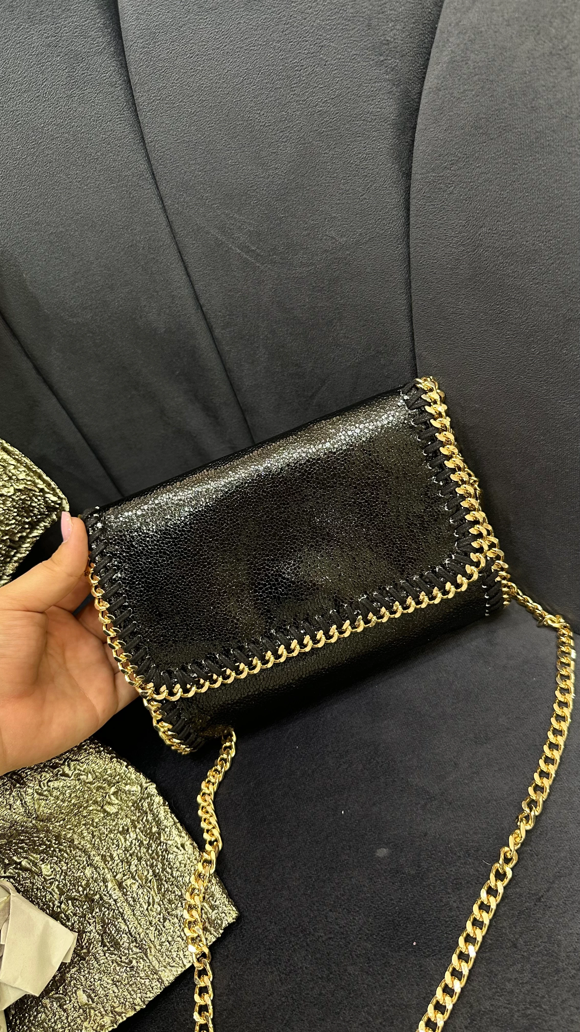 STLLA Gold Zincir Detaylı Çanta 