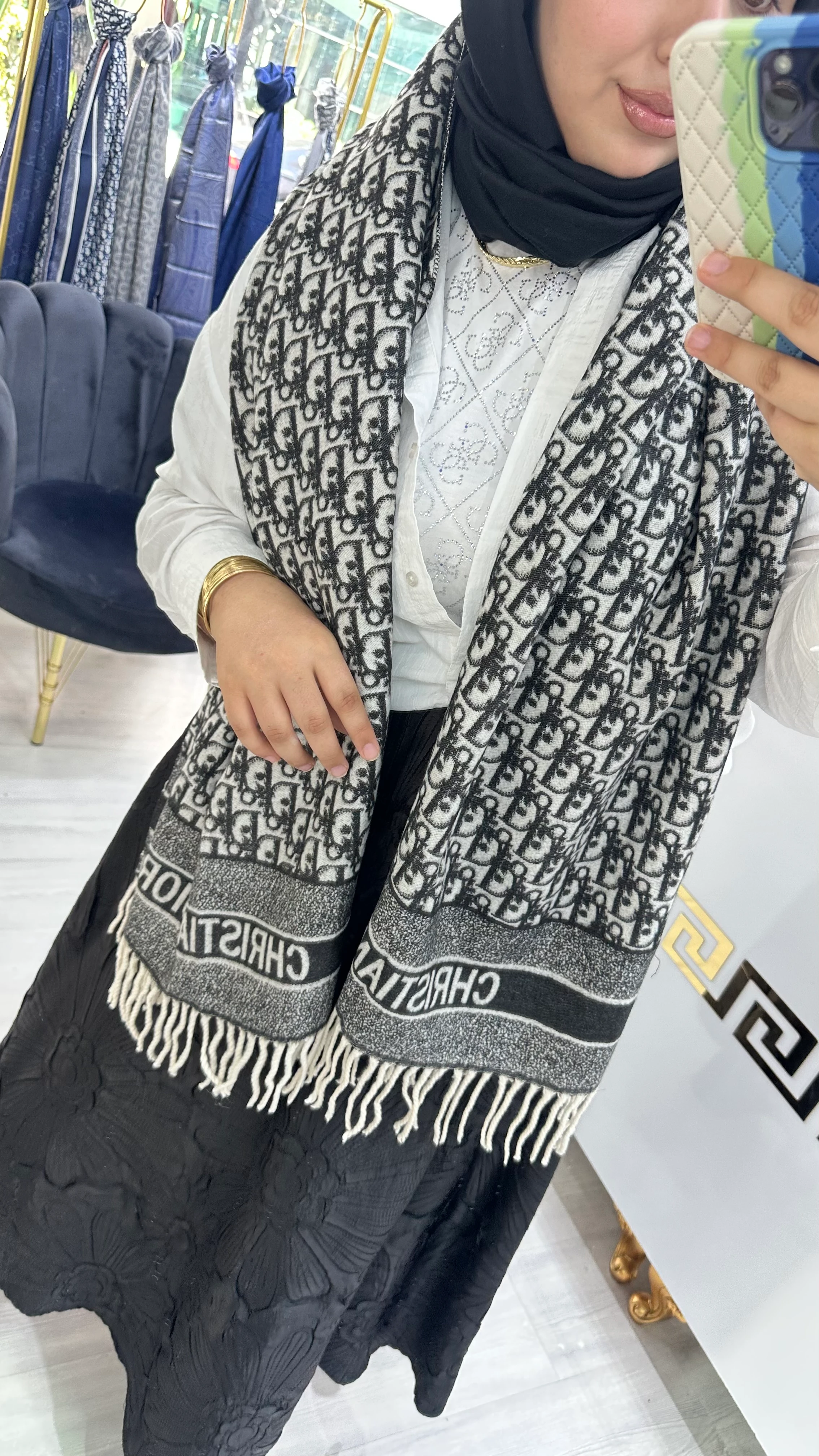 C/D Yün Omuz Şalı Siyah 