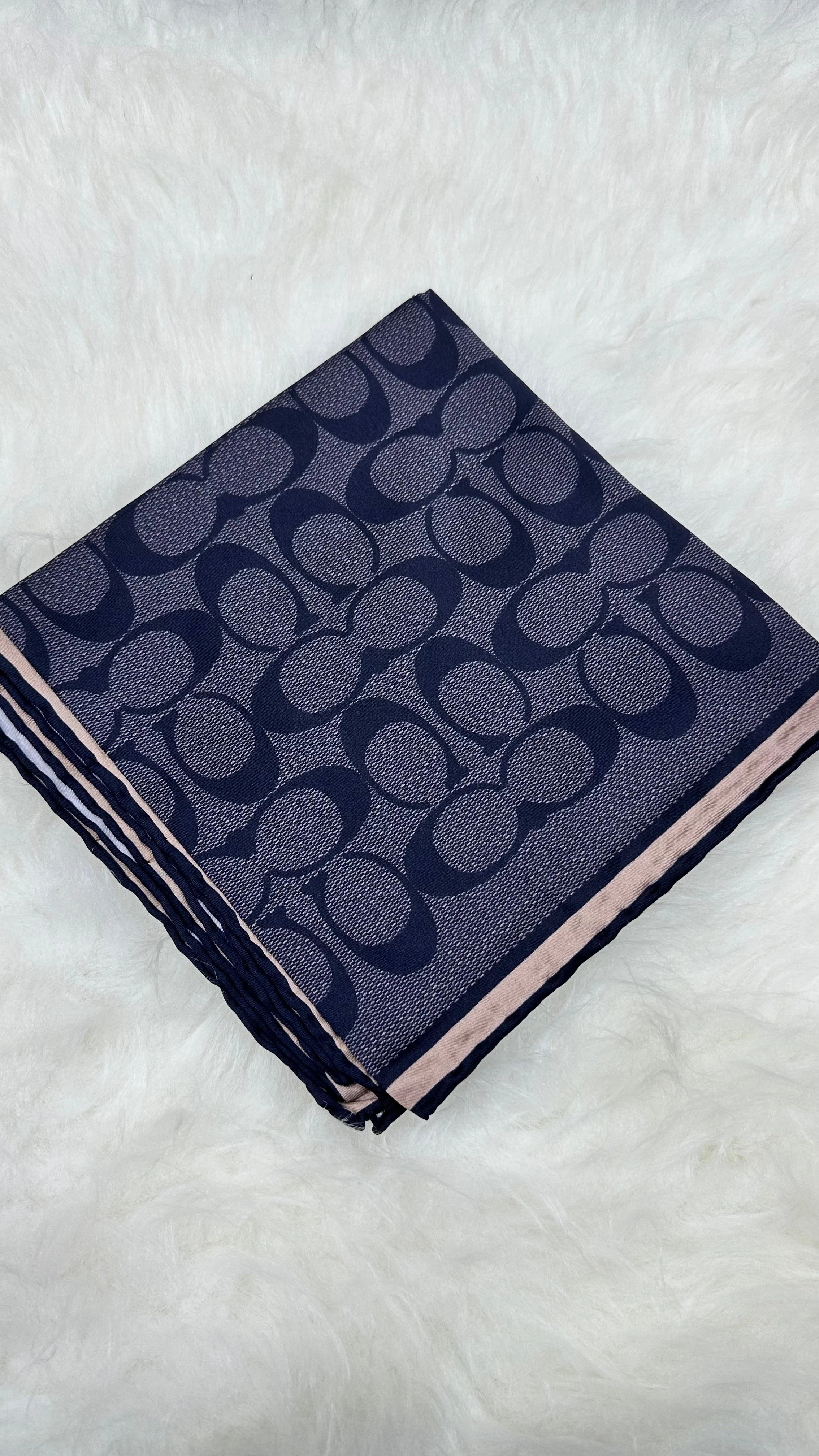 C Desen İthal Twill İpek Eşarp