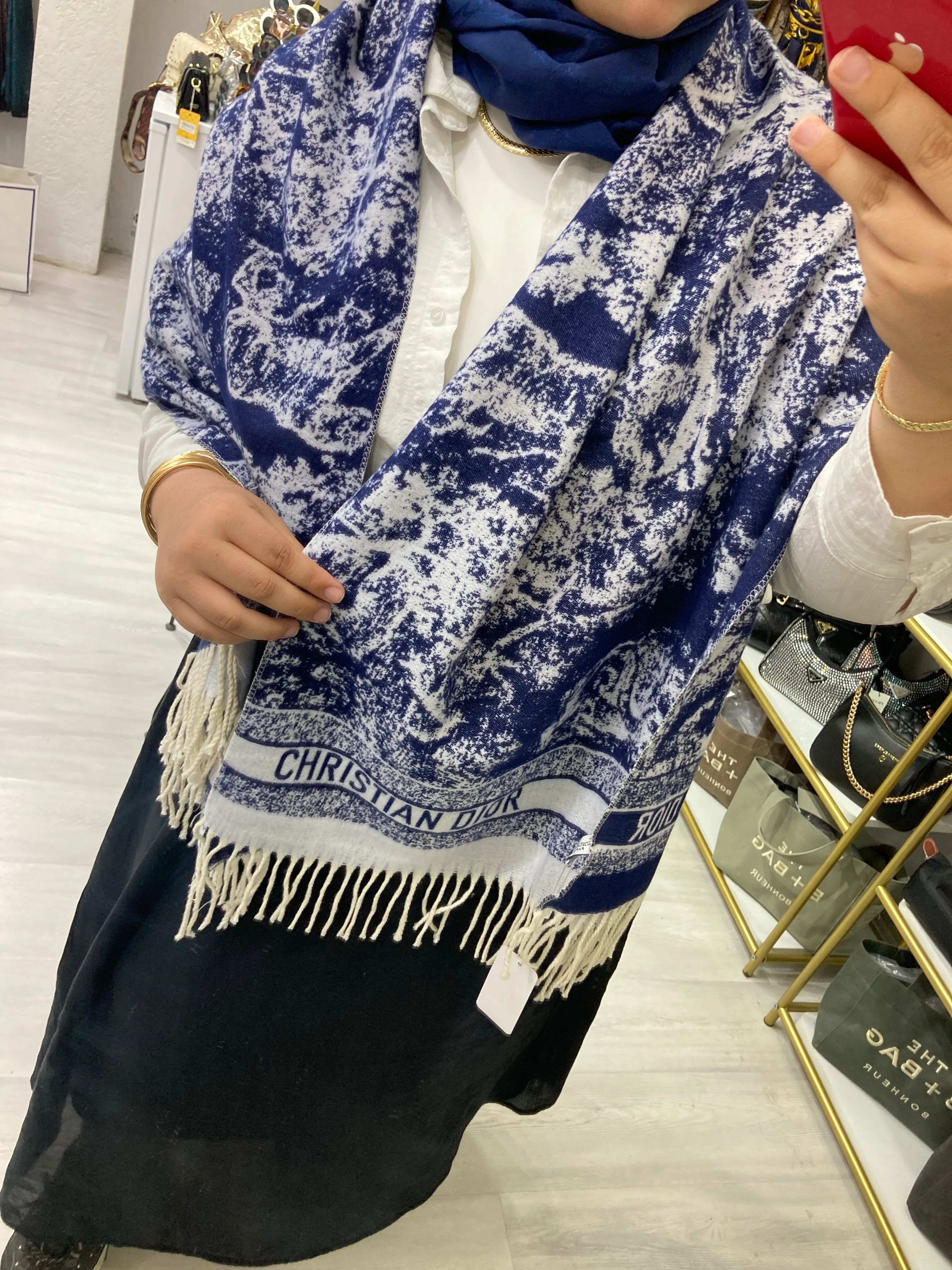 C/D Yün Omuz Şalı 