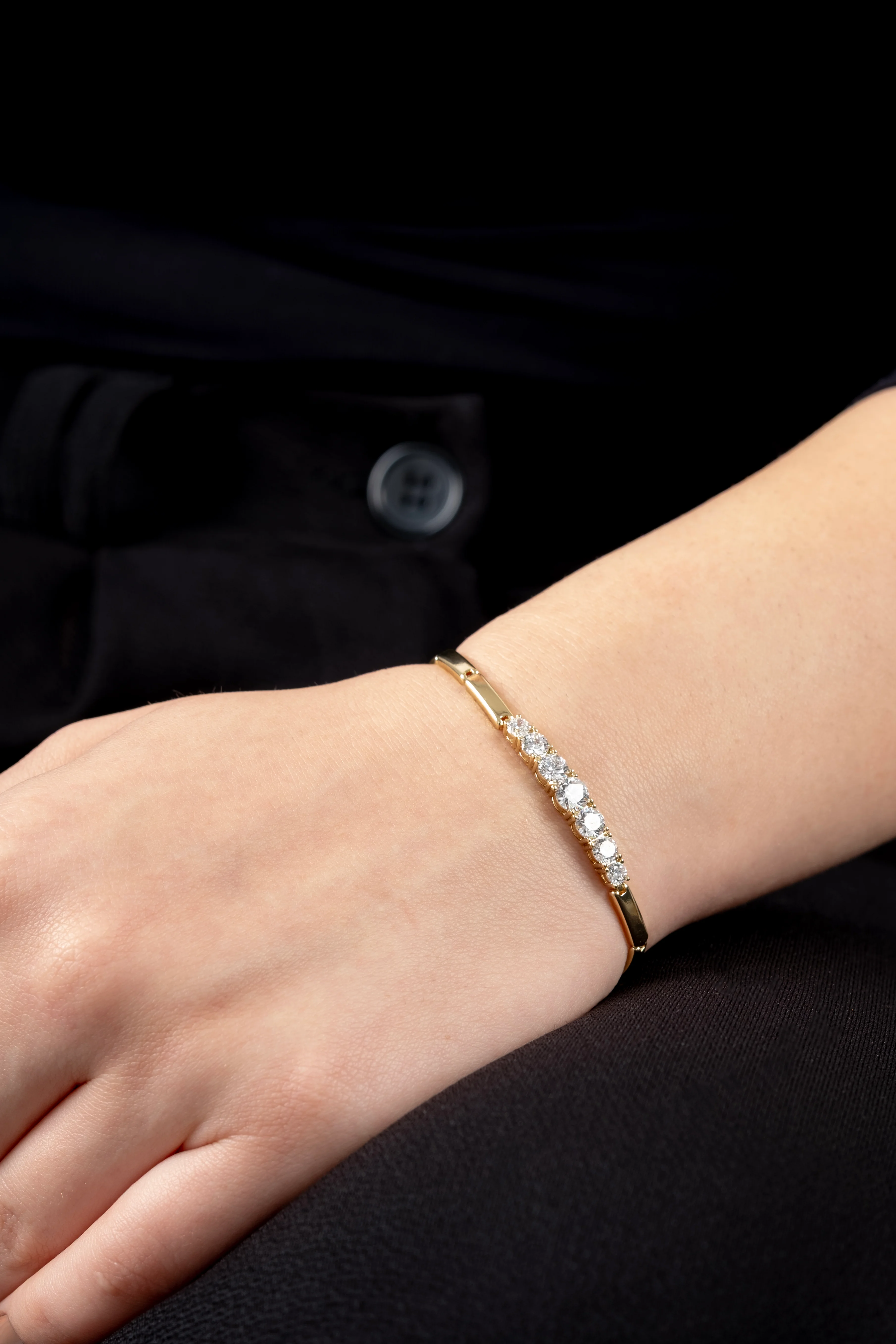 Xuping Gold 7Taş Adım Bilekliği