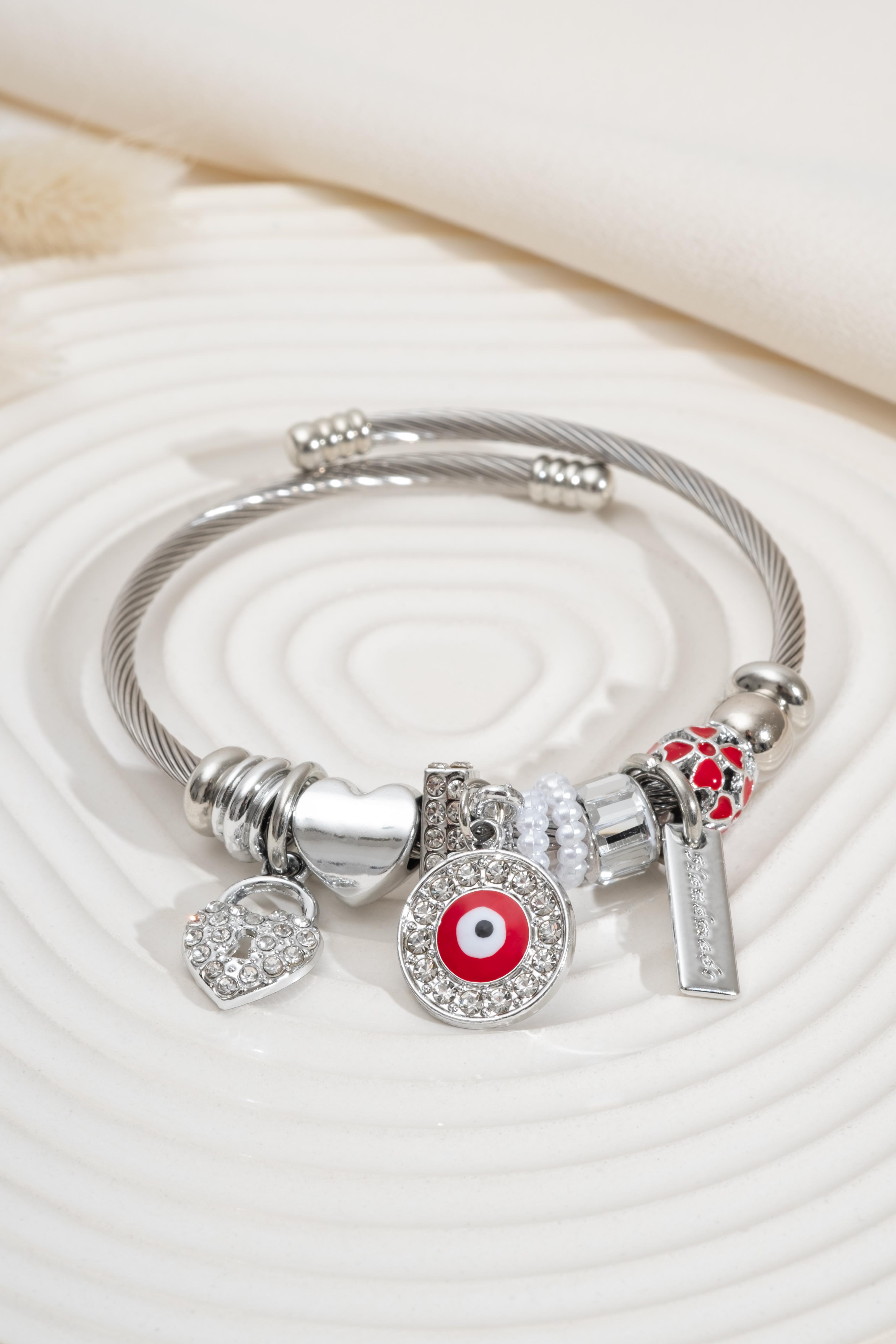 Charm Detaylı Nazar Boncuklu Pandora